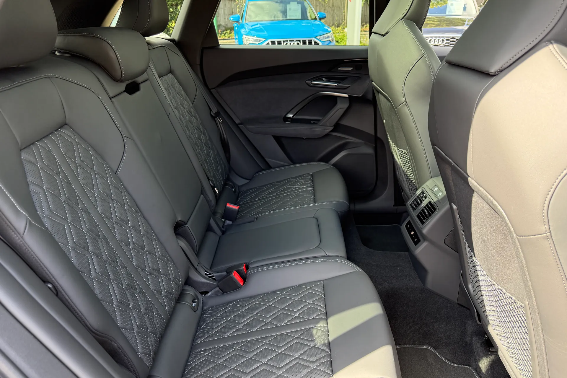 Audi Q5 thumbnail image number 50