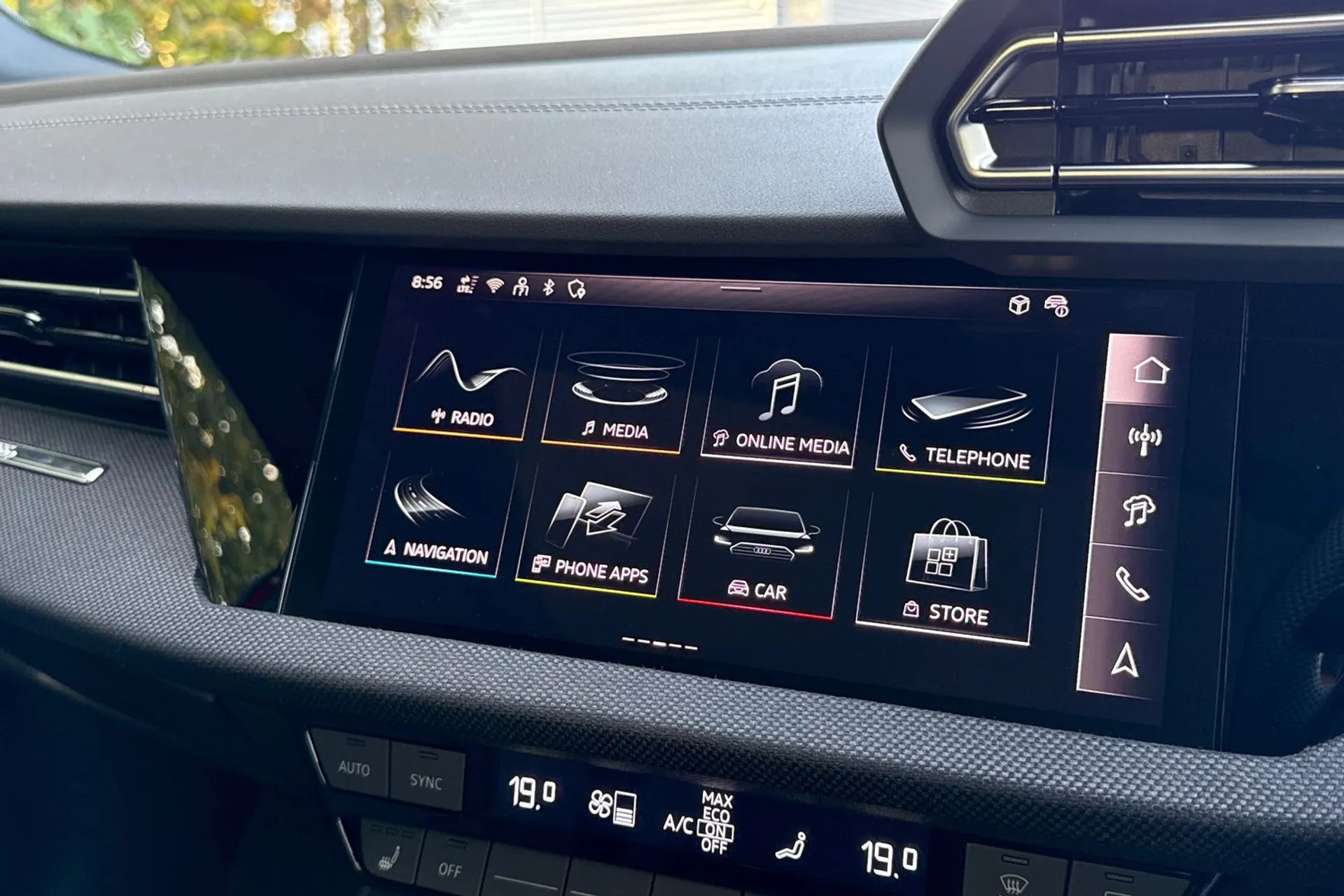 Audi A3 thumbnail image number 40