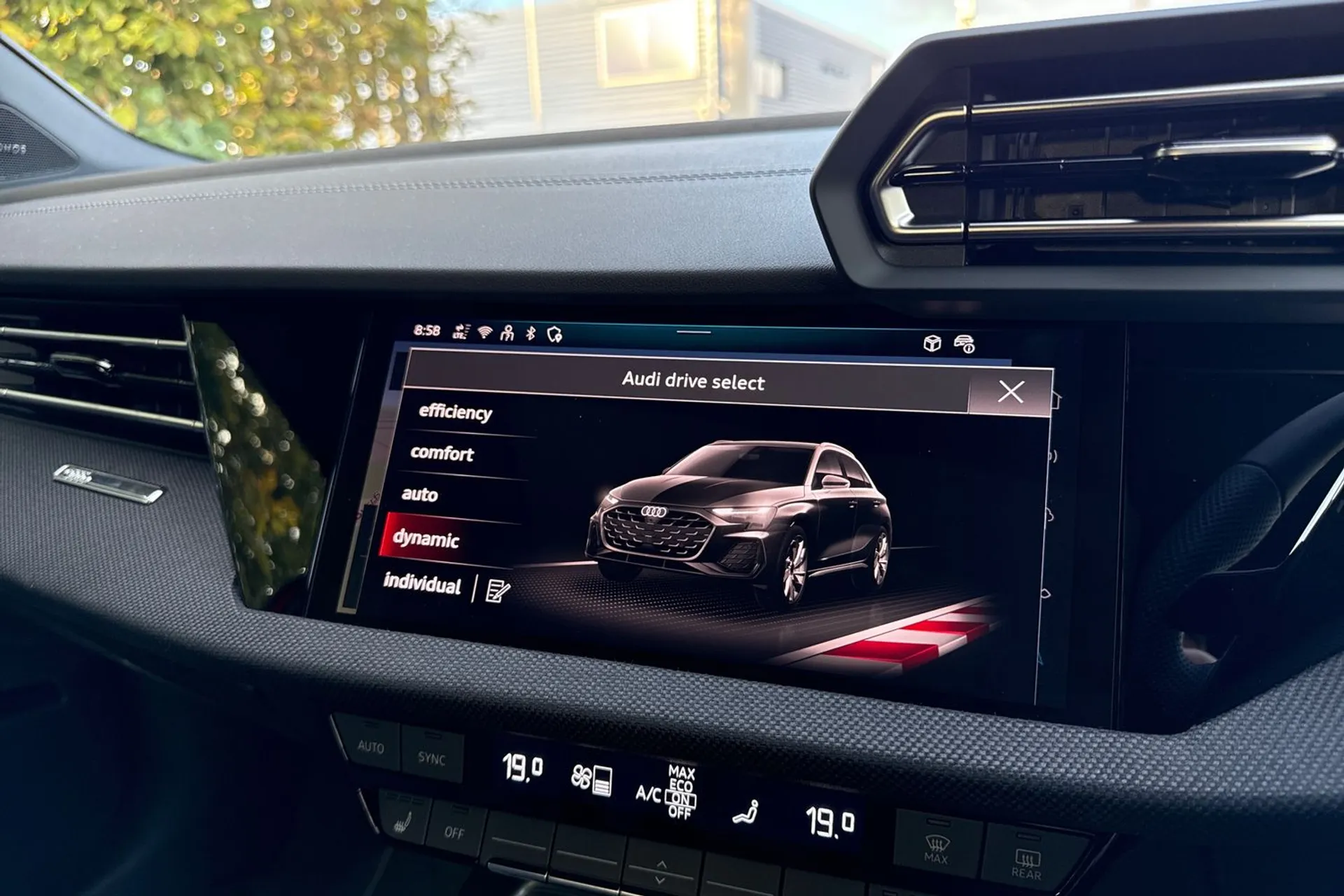 Audi A3 thumbnail image number 44