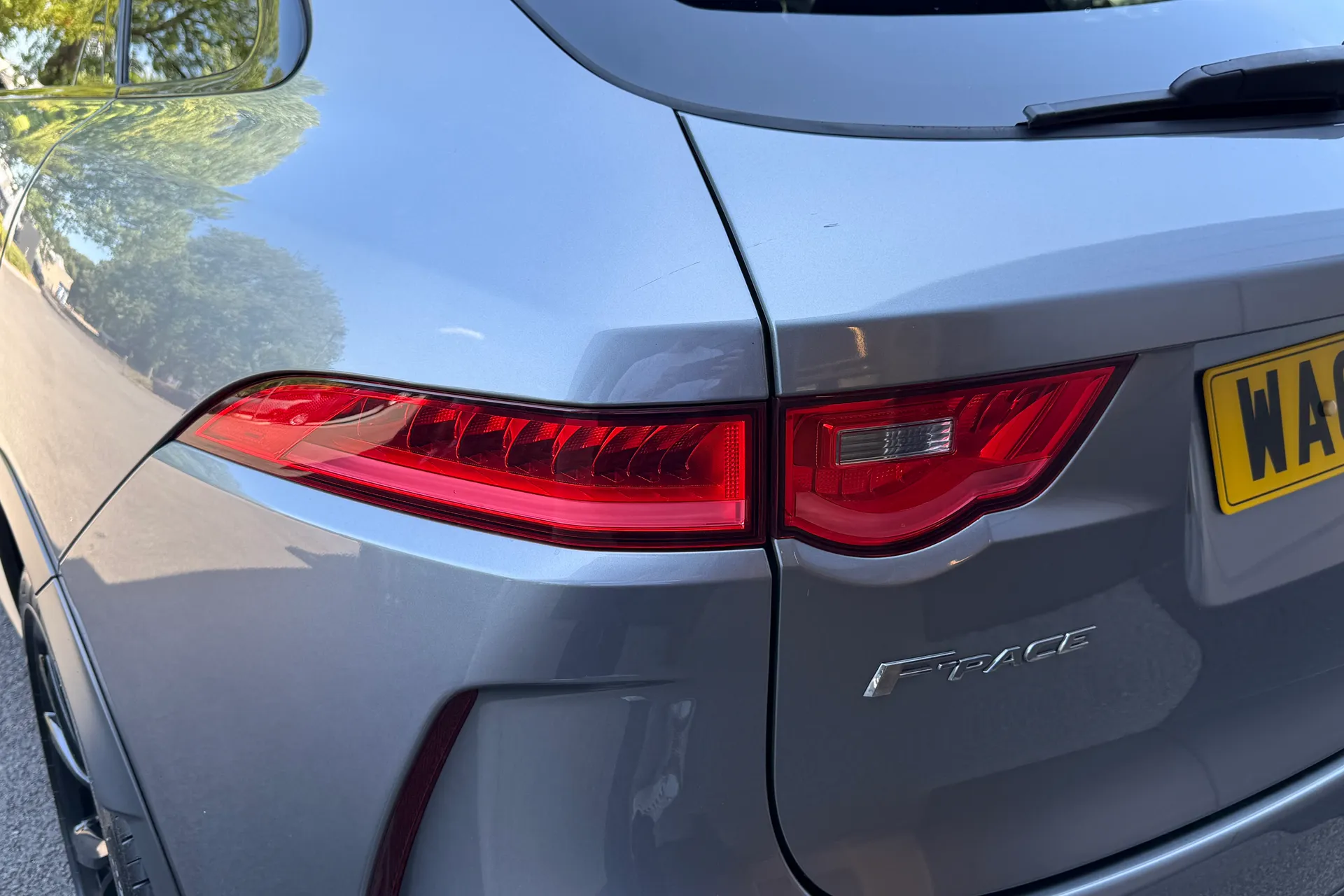 Jaguar F-PACE thumbnail image number 55
