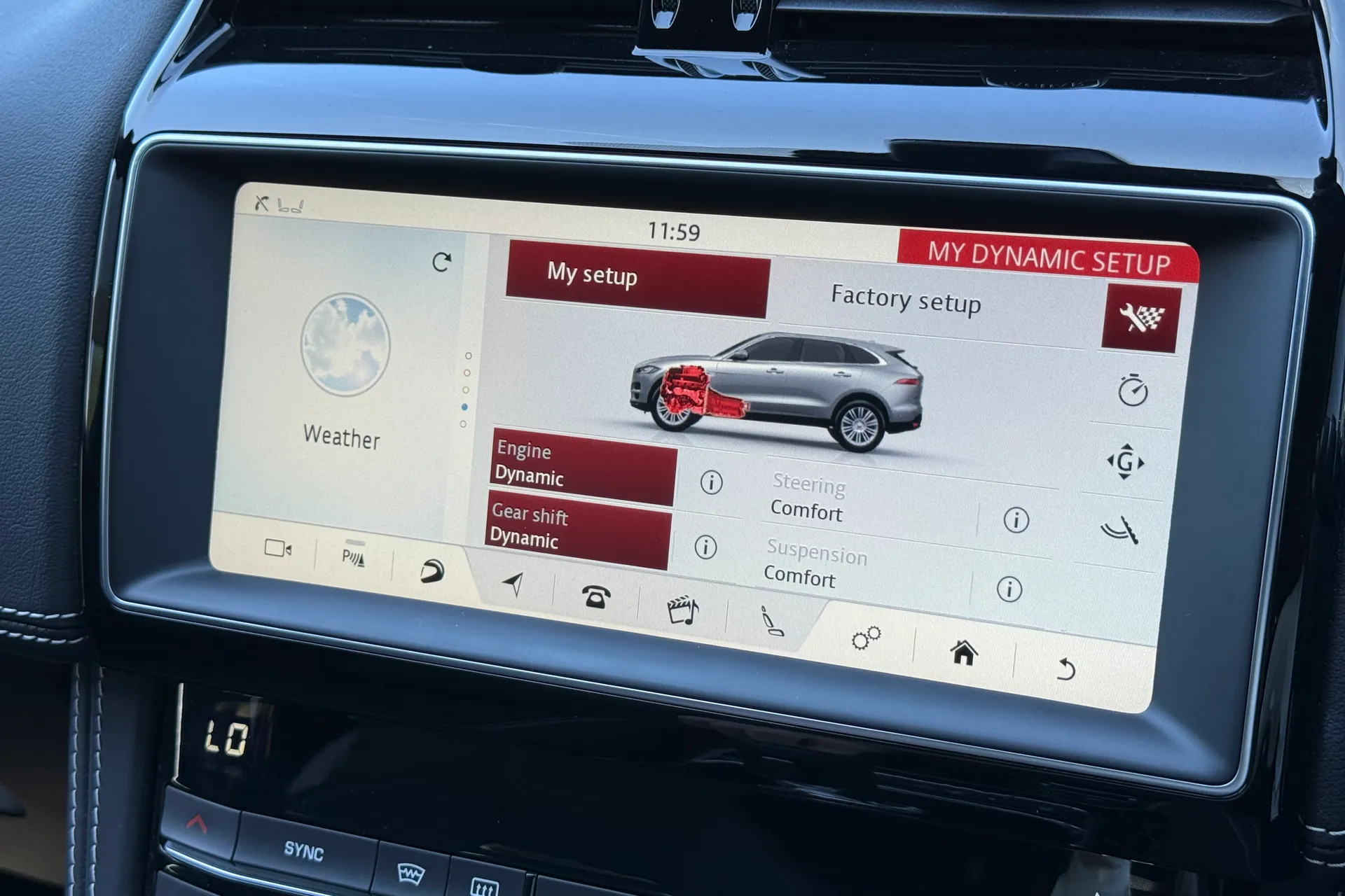 Jaguar F-PACE thumbnail image number 4