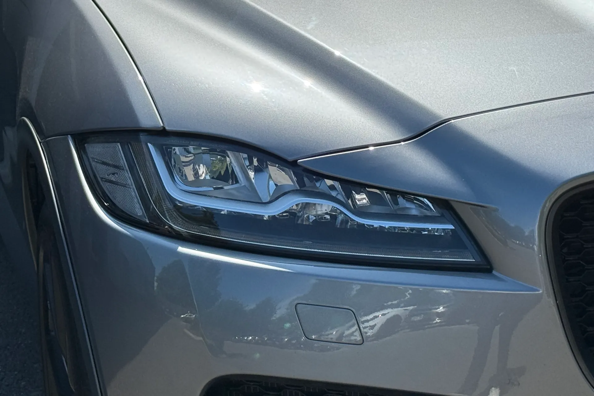 Jaguar F-PACE thumbnail image number 53