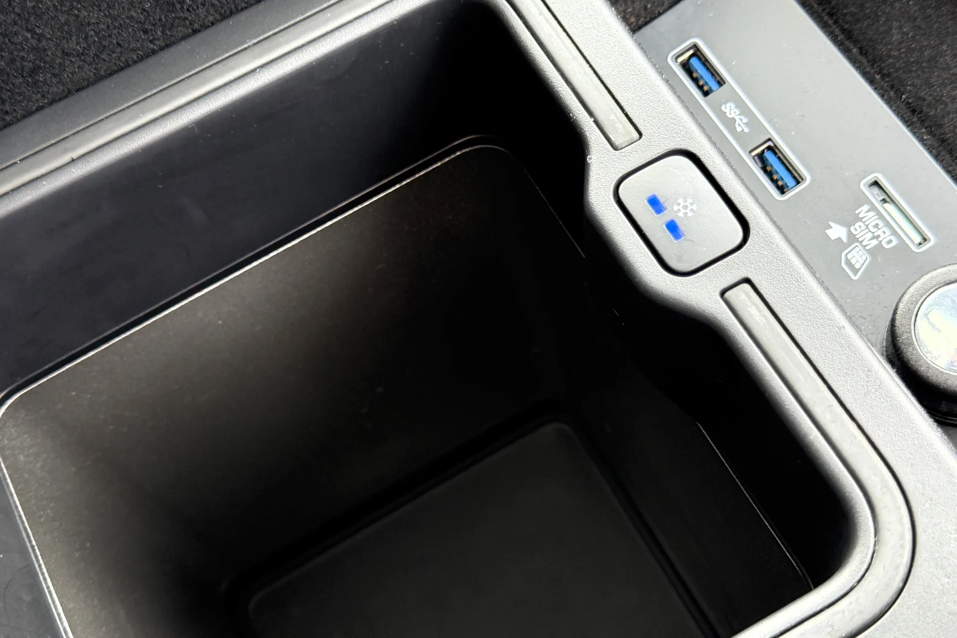 LAND ROVER RANGE ROVER thumbnail image number 51