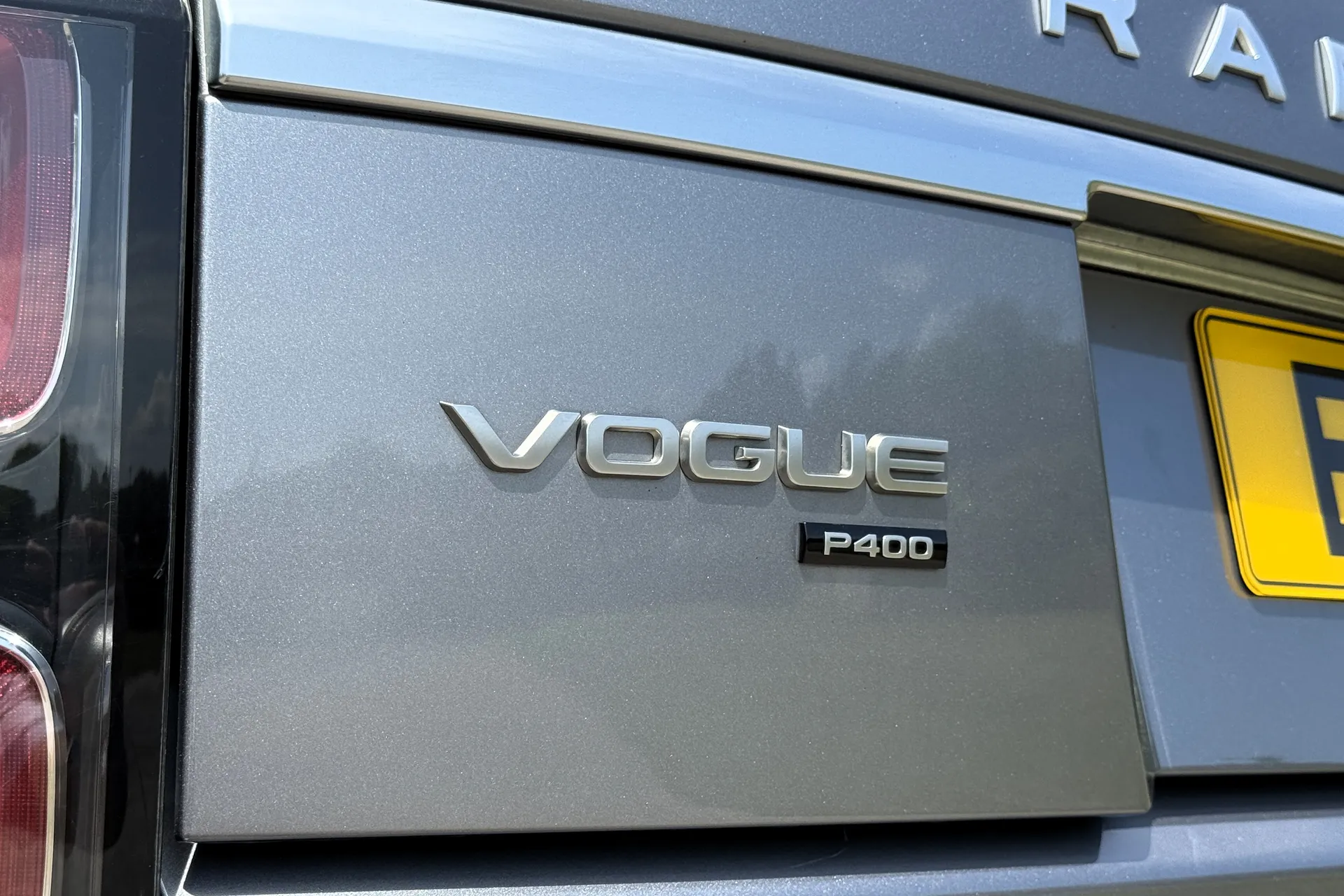 LAND ROVER RANGE ROVER thumbnail image number 17