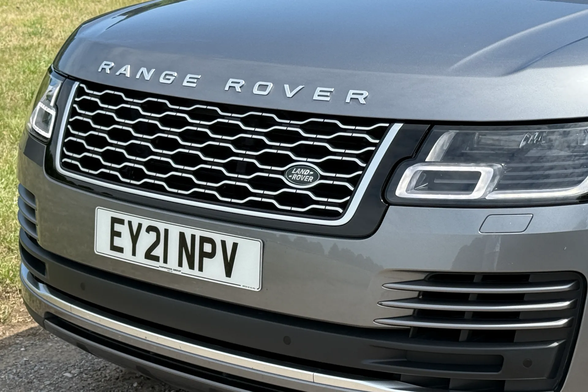 LAND ROVER RANGE ROVER thumbnail image number 9