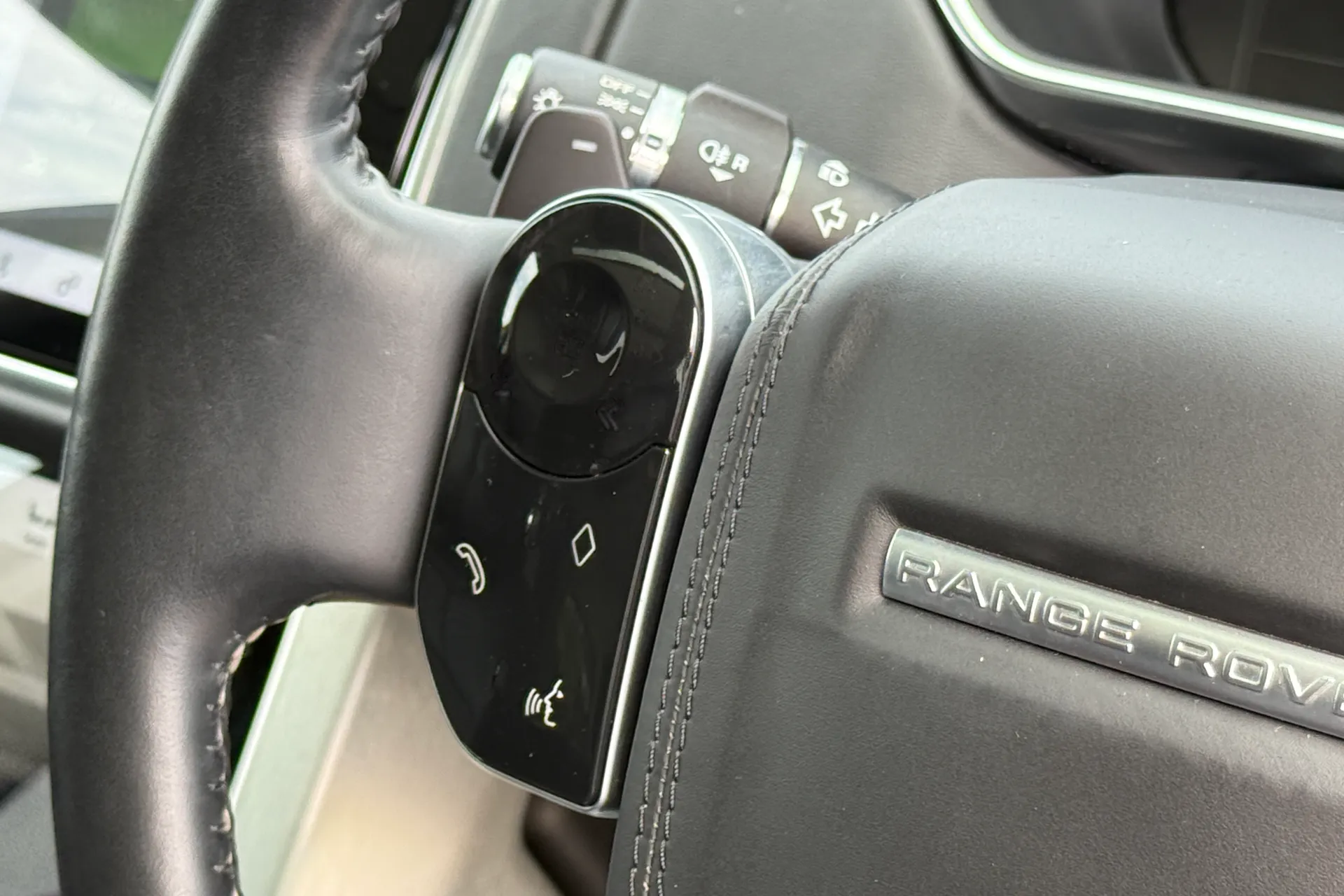LAND ROVER RANGE ROVER thumbnail image number 53