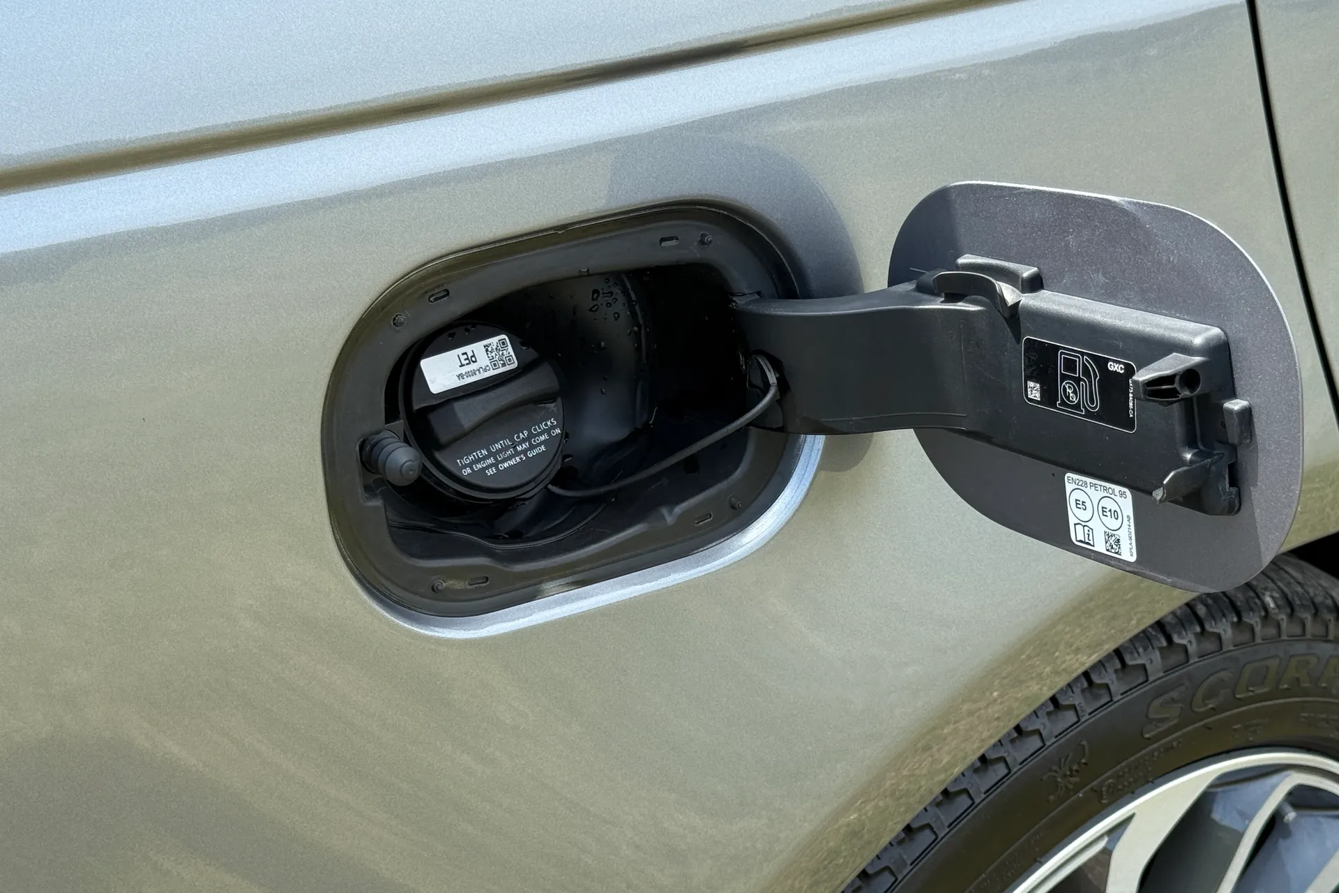 LAND ROVER RANGE ROVER thumbnail image number 20