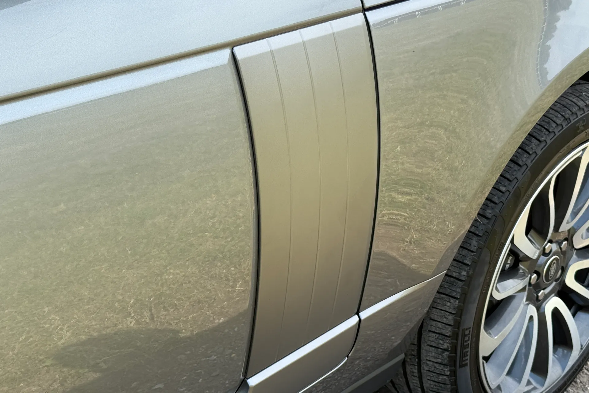 LAND ROVER RANGE ROVER thumbnail image number 21
