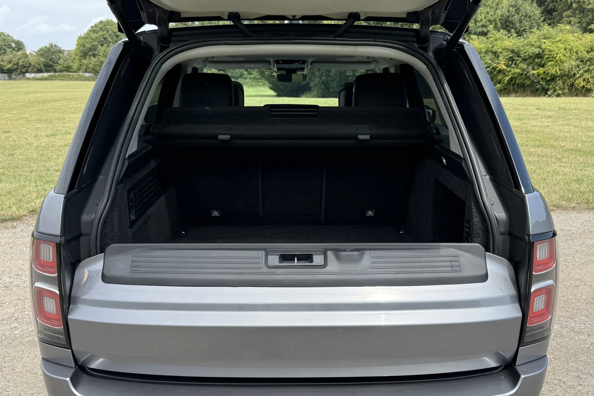 LAND ROVER RANGE ROVER thumbnail image number 25