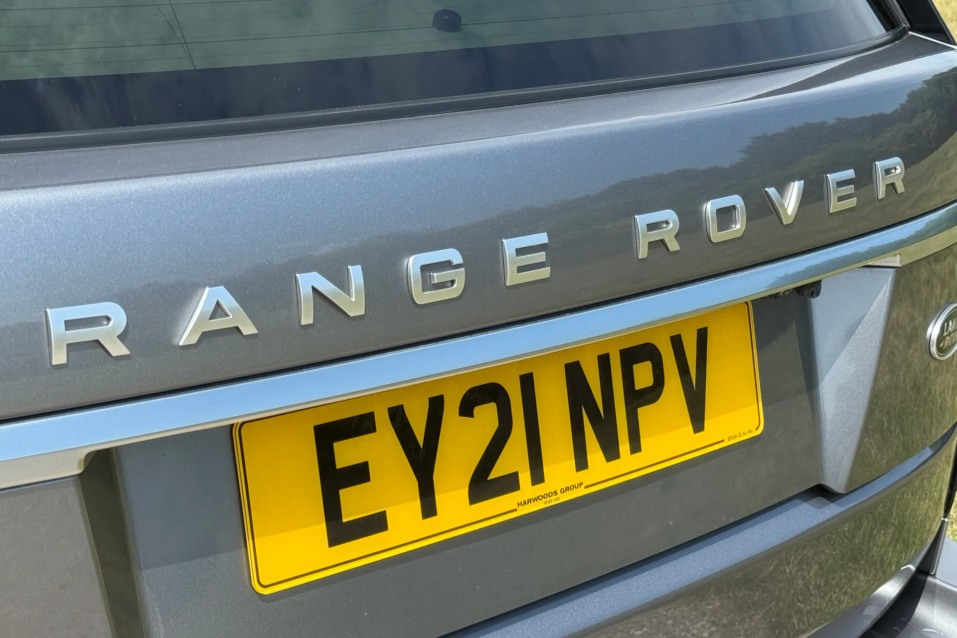 LAND ROVER RANGE ROVER thumbnail image number 18