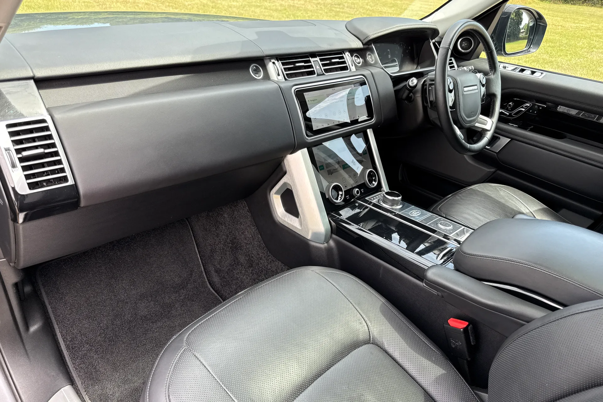 LAND ROVER RANGE ROVER thumbnail image number 33