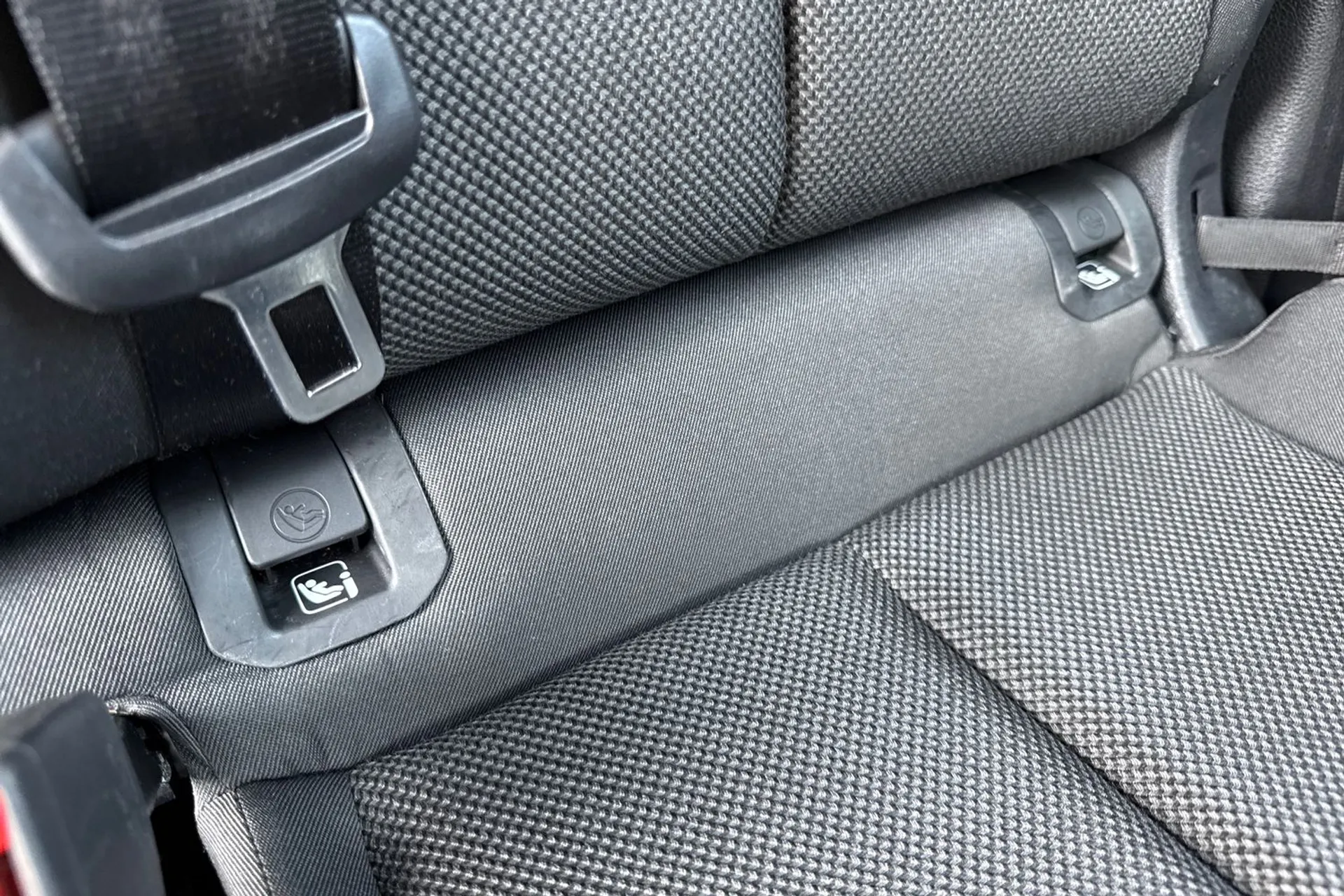 Audi Q3 thumbnail image number 38