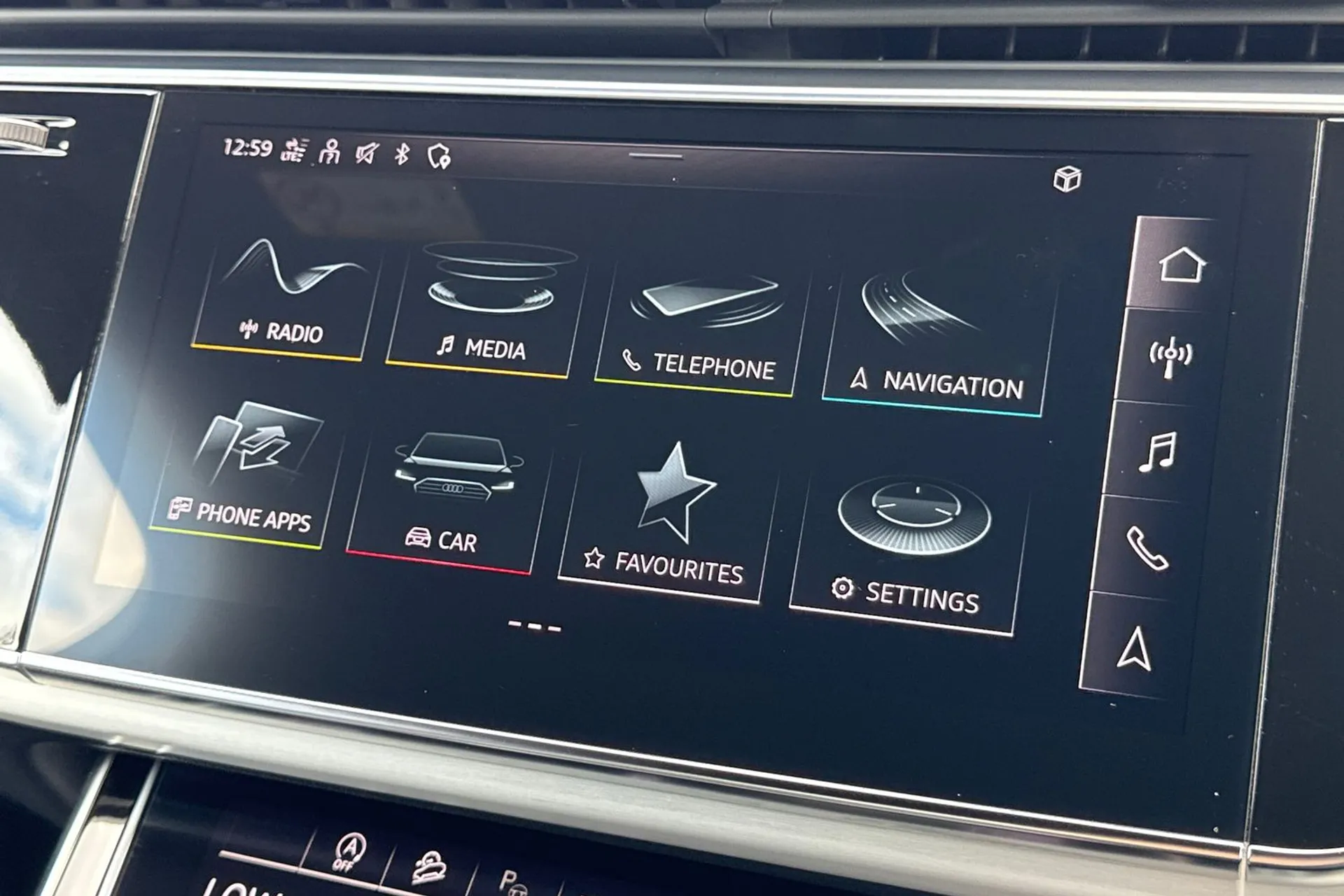 Audi Q7 thumbnail image number 14