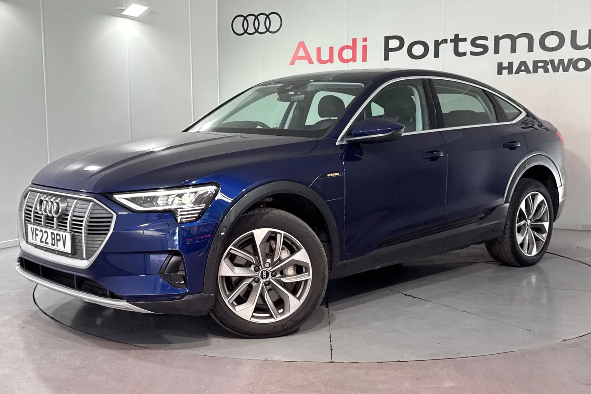Audi e-tron thumbnail image number 5