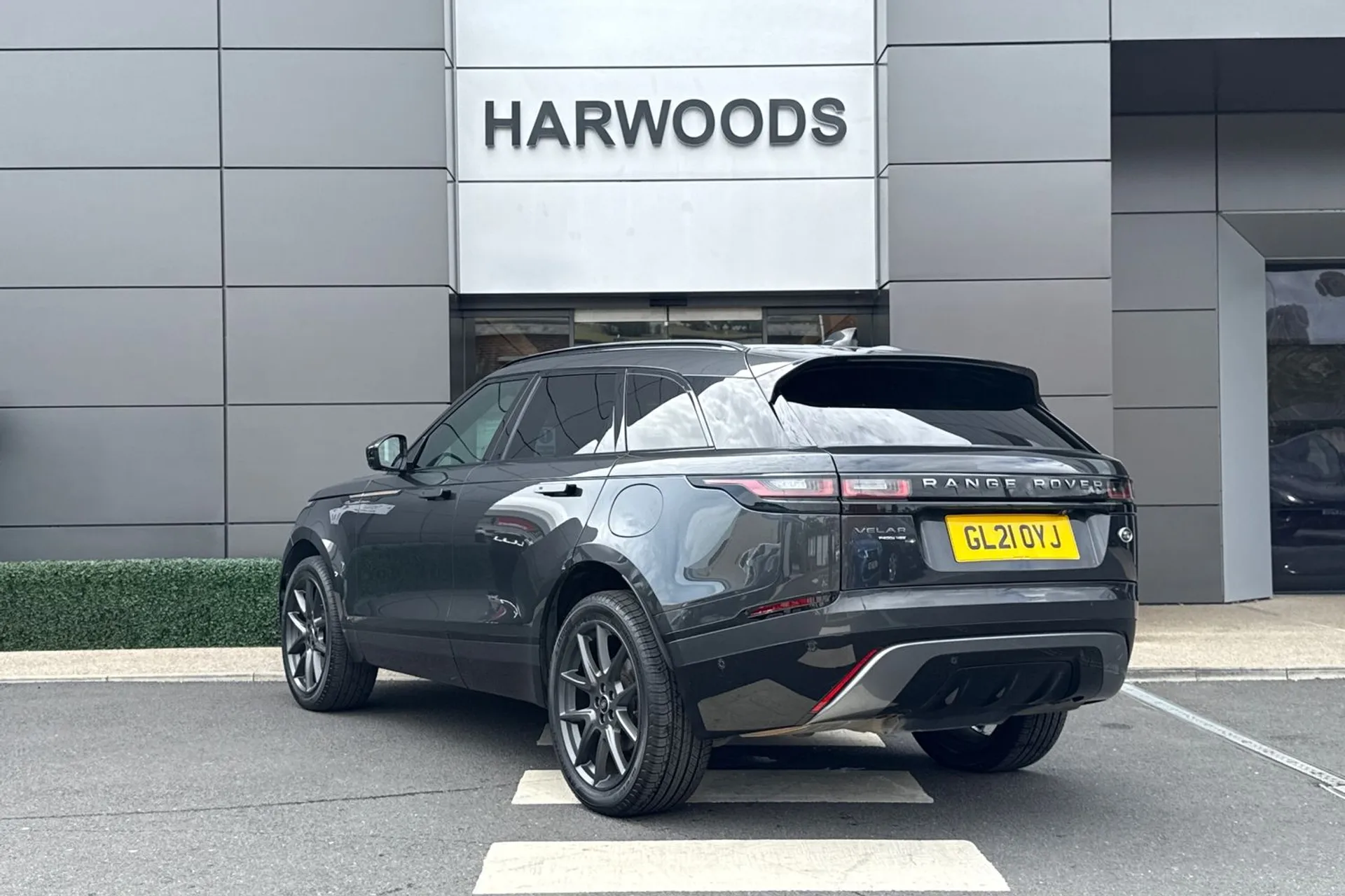 LAND ROVER RANGE ROVER VELAR thumbnail image number 11