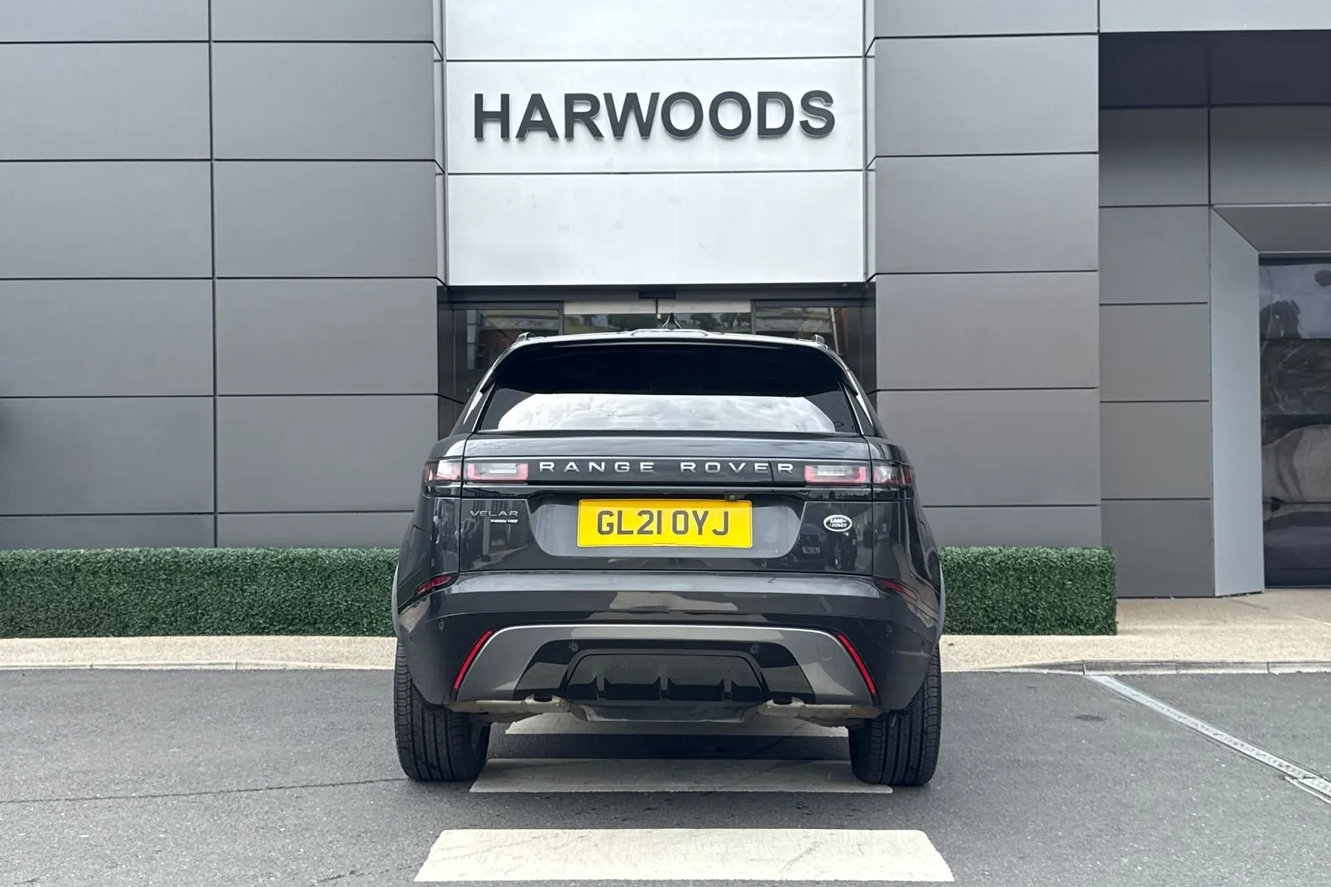 LAND ROVER RANGE ROVER VELAR thumbnail image number 8