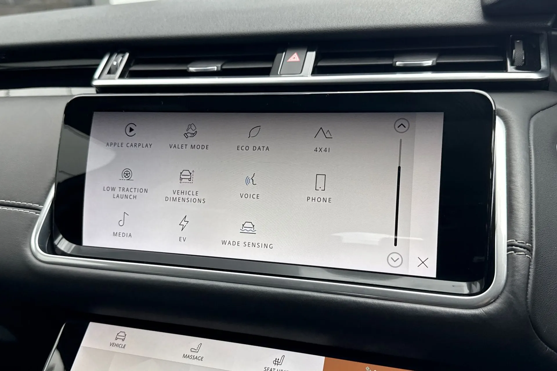 LAND ROVER RANGE ROVER VELAR thumbnail image number 69