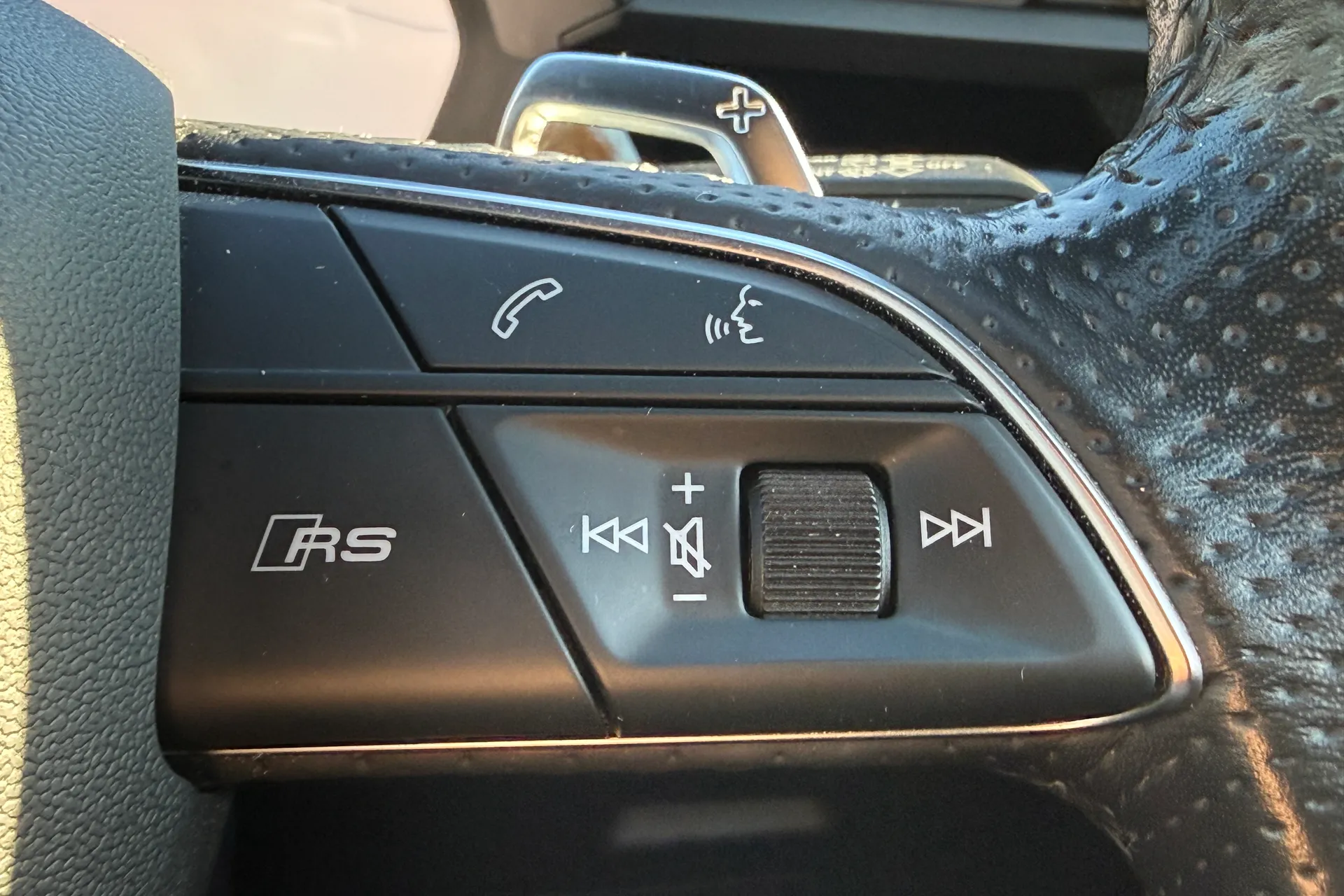 Audi RS3 thumbnail image number 29