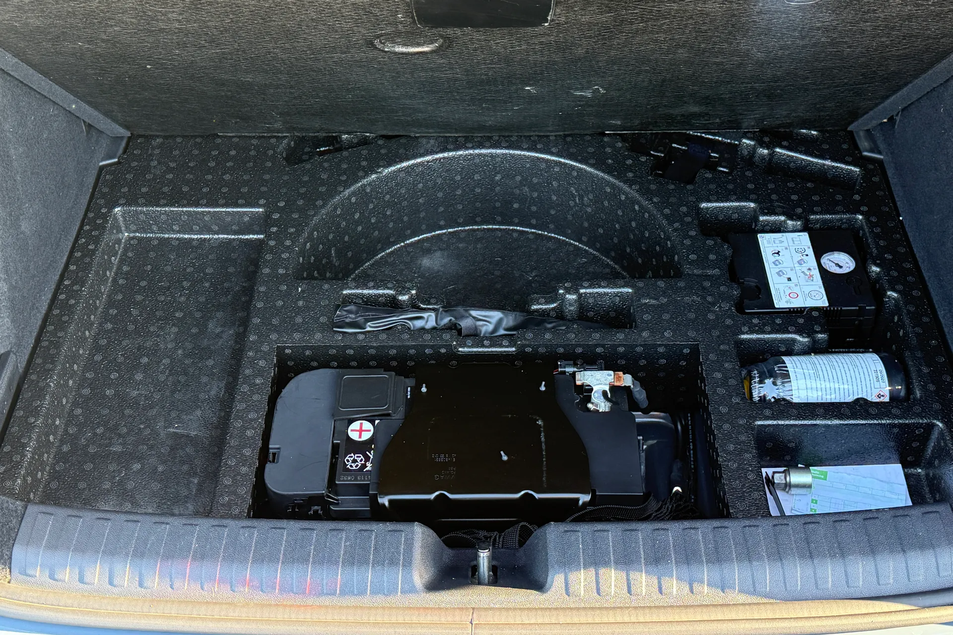 Audi RS3 thumbnail image number 46