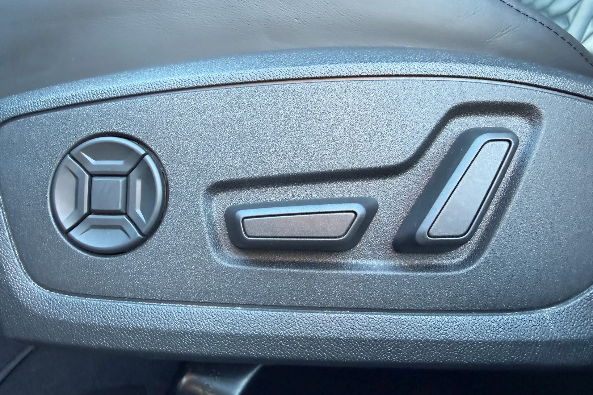 Audi RS3 thumbnail image number 23