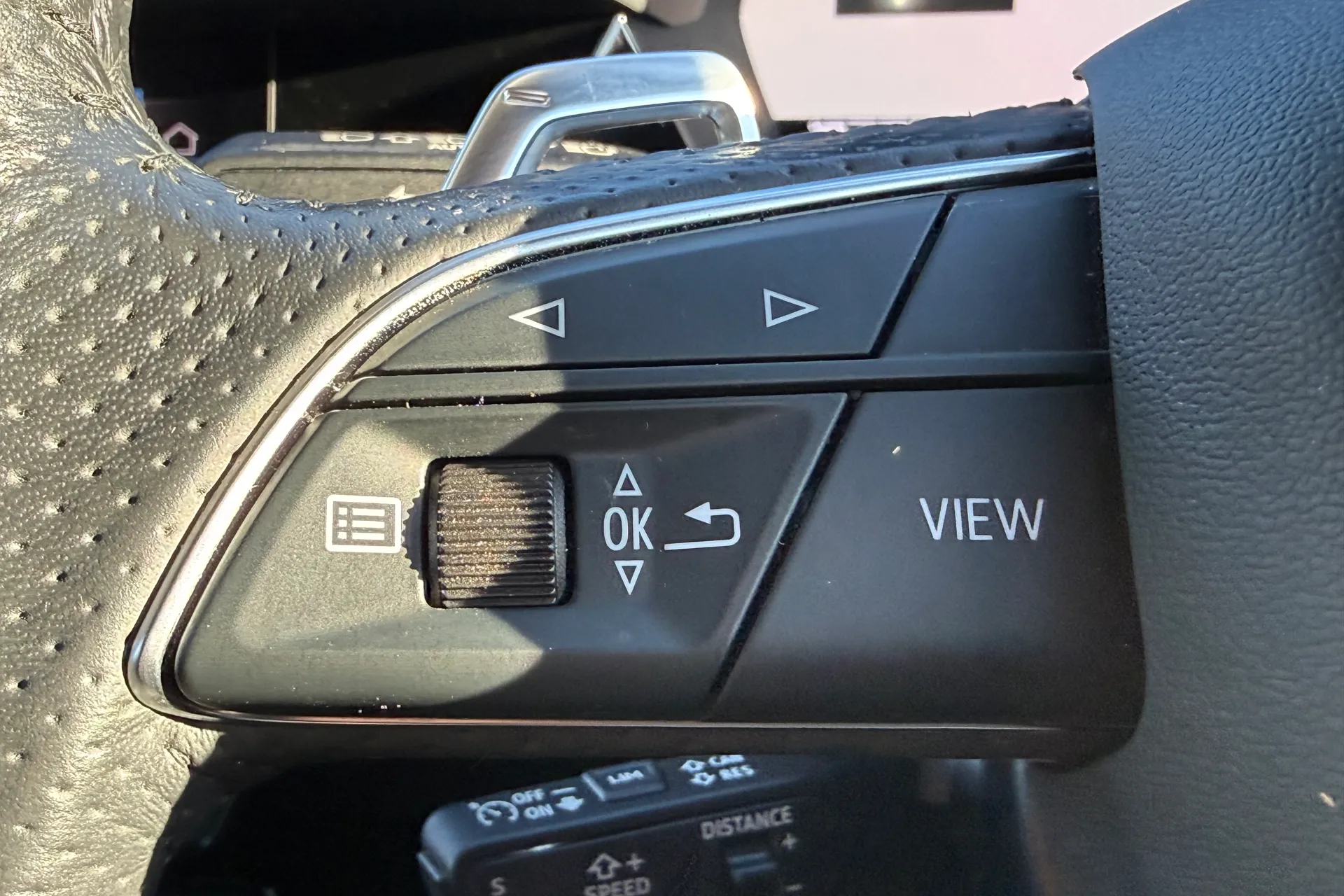 Audi RS3 thumbnail image number 28