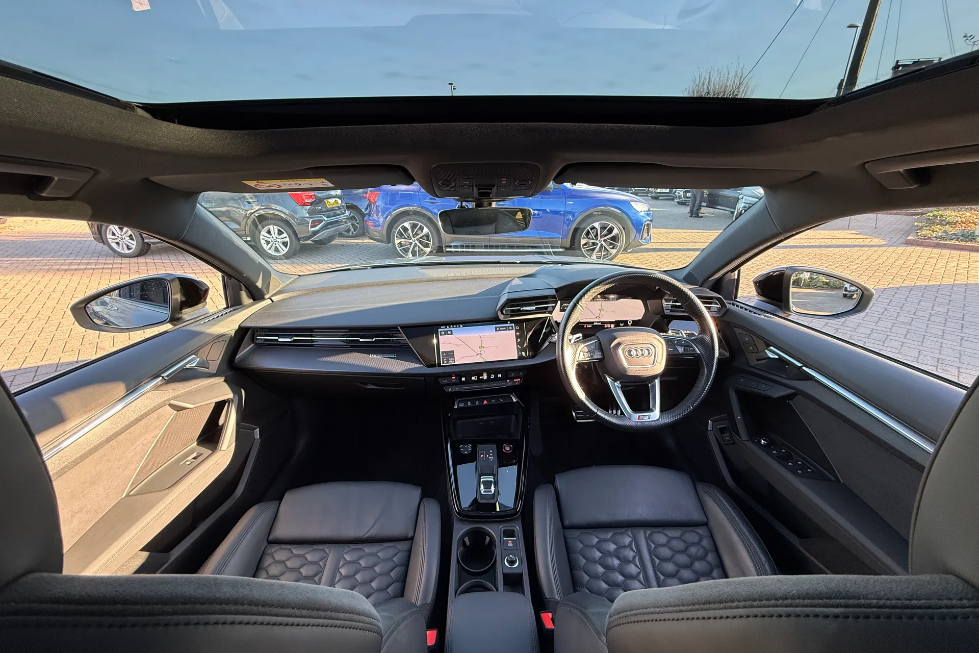 Audi RS3 thumbnail image number 3