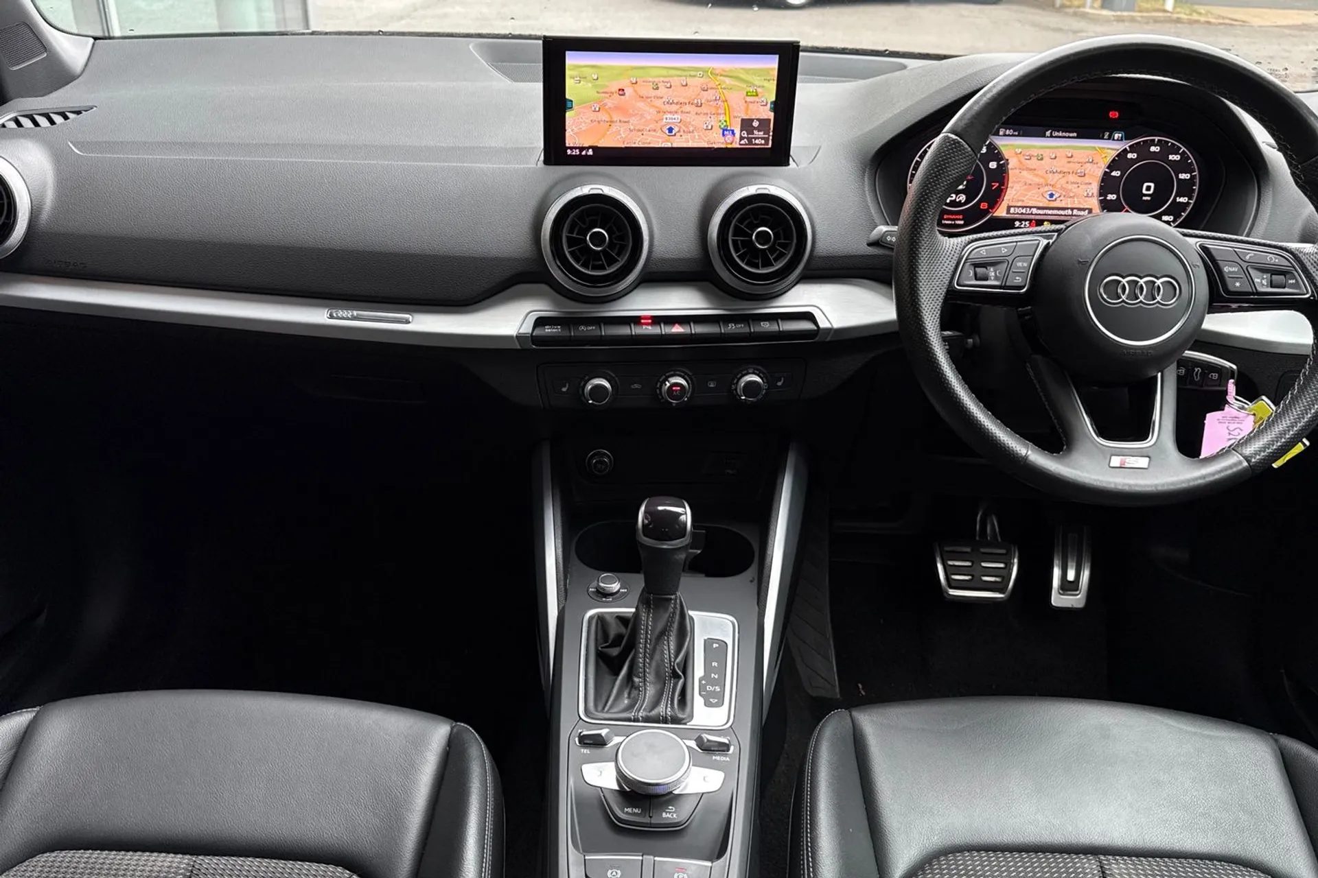 Audi Q2 thumbnail image number 34