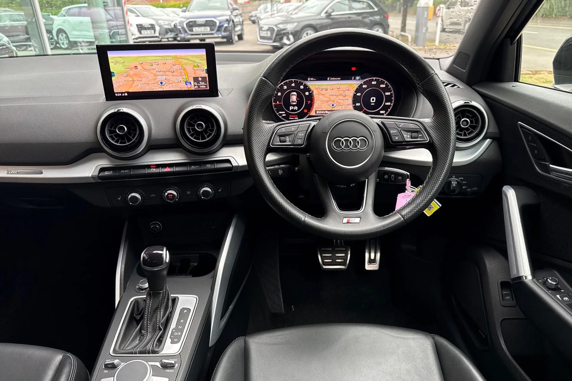 Audi Q2 thumbnail image number 4