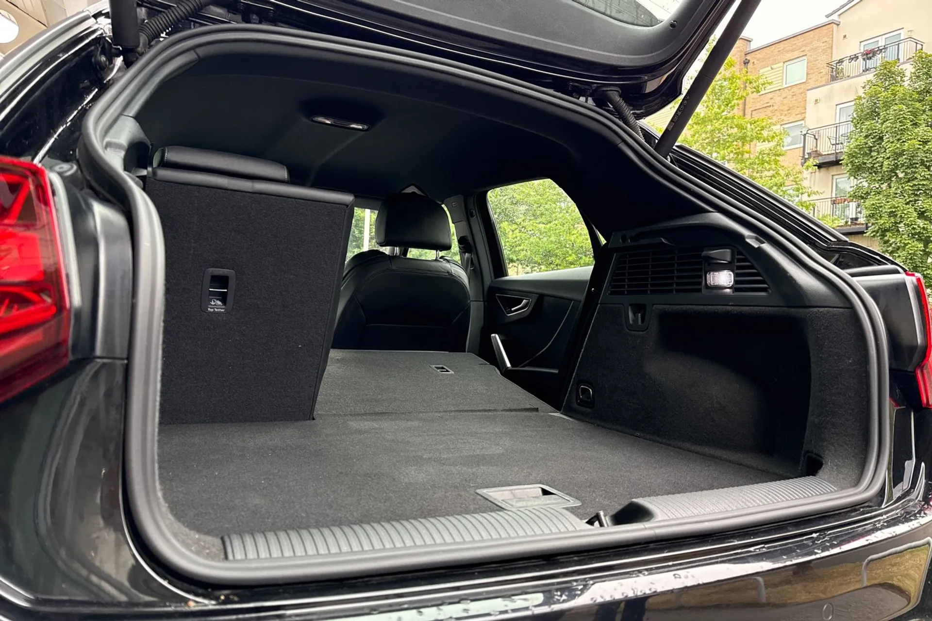Audi Q2 thumbnail image number 20