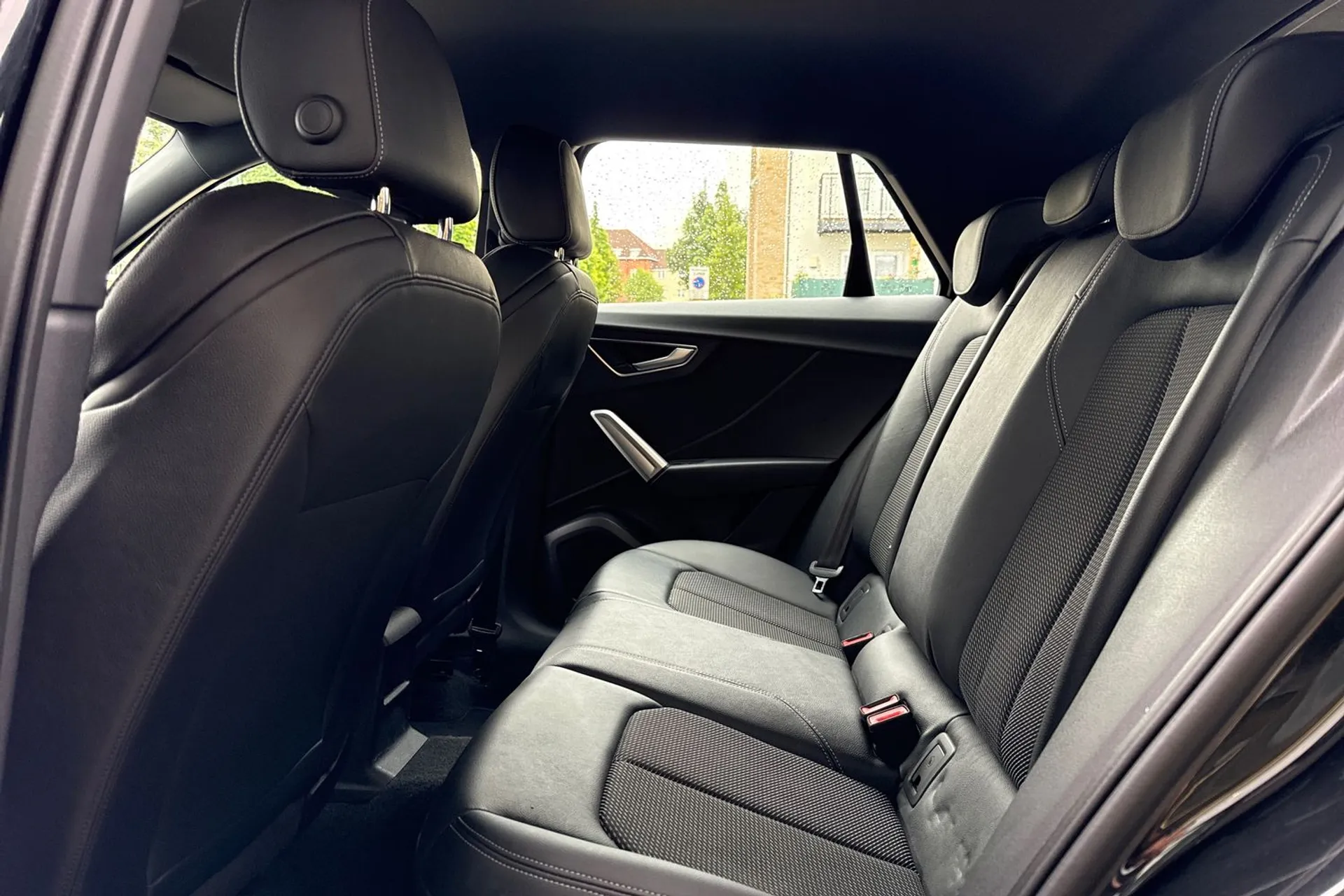 Audi Q2 thumbnail image number 29