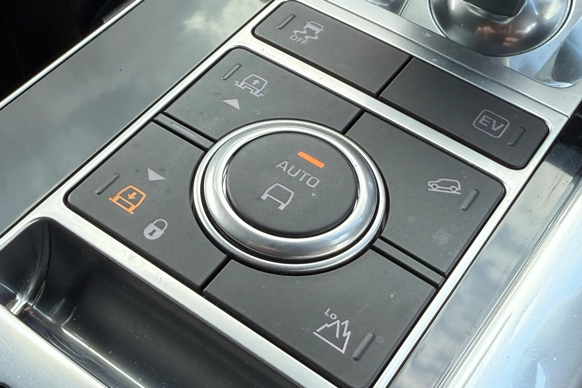 LAND ROVER RANGE ROVER SPORT thumbnail image number 23