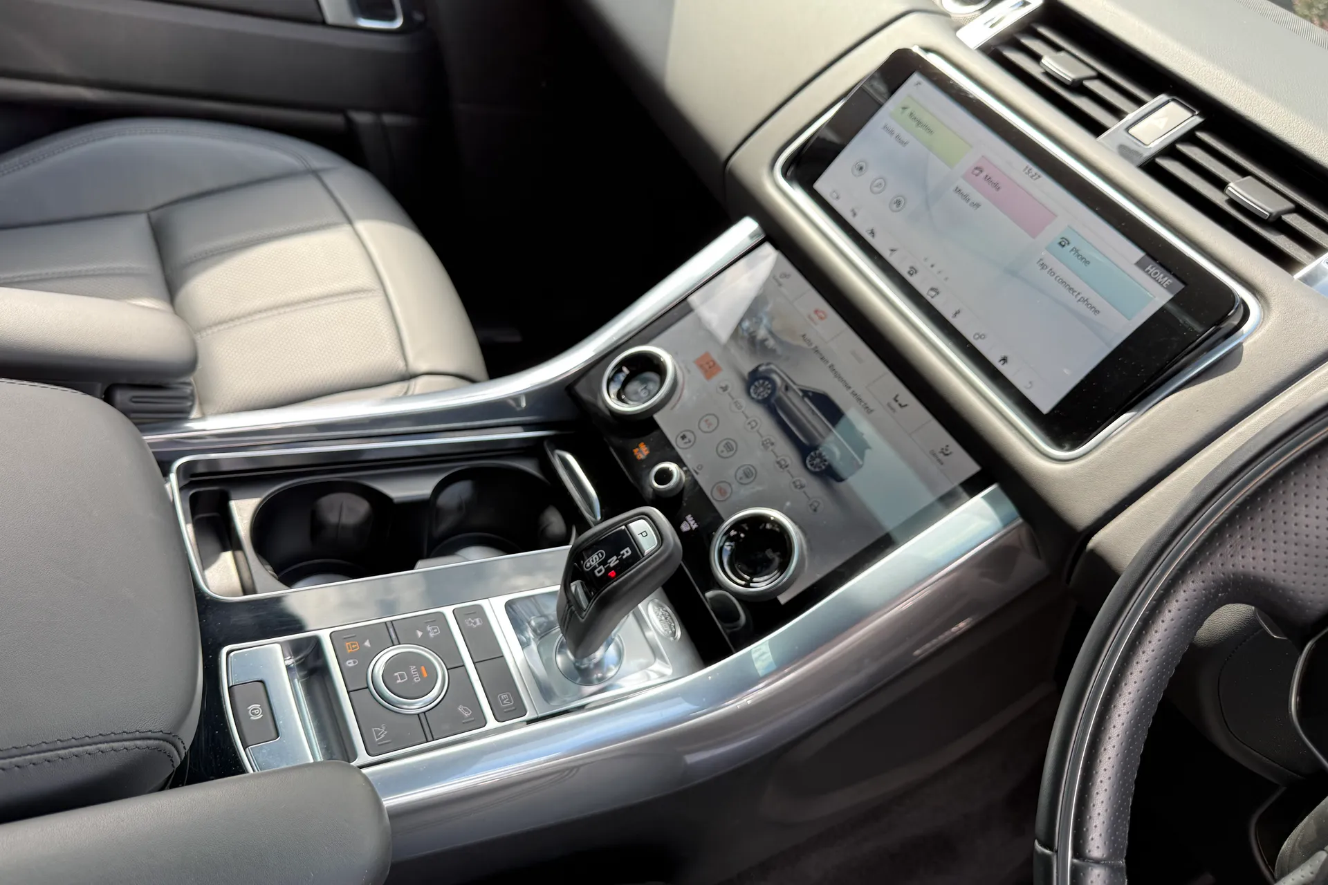 LAND ROVER RANGE ROVER SPORT thumbnail image number 18