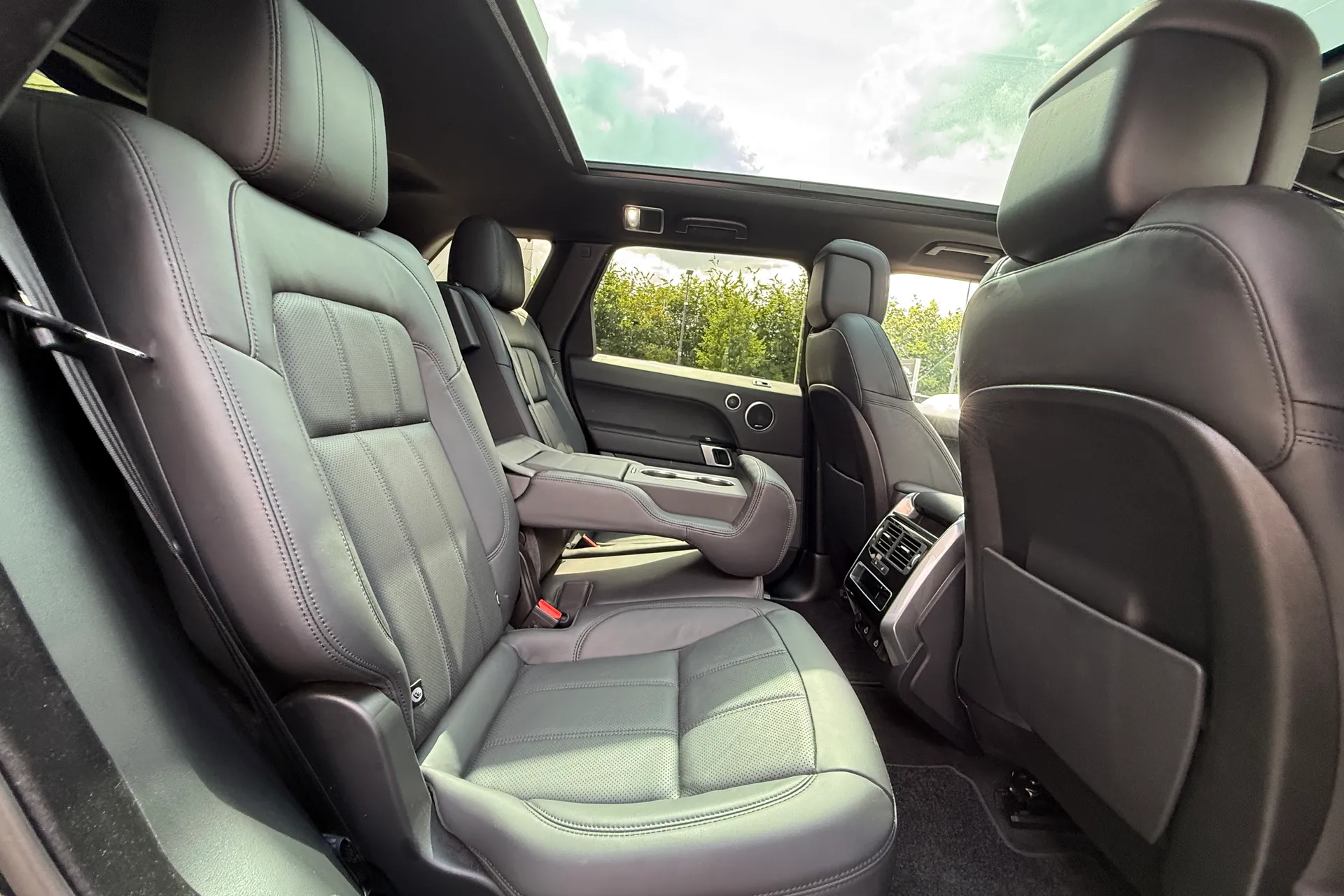 LAND ROVER RANGE ROVER SPORT thumbnail image number 43