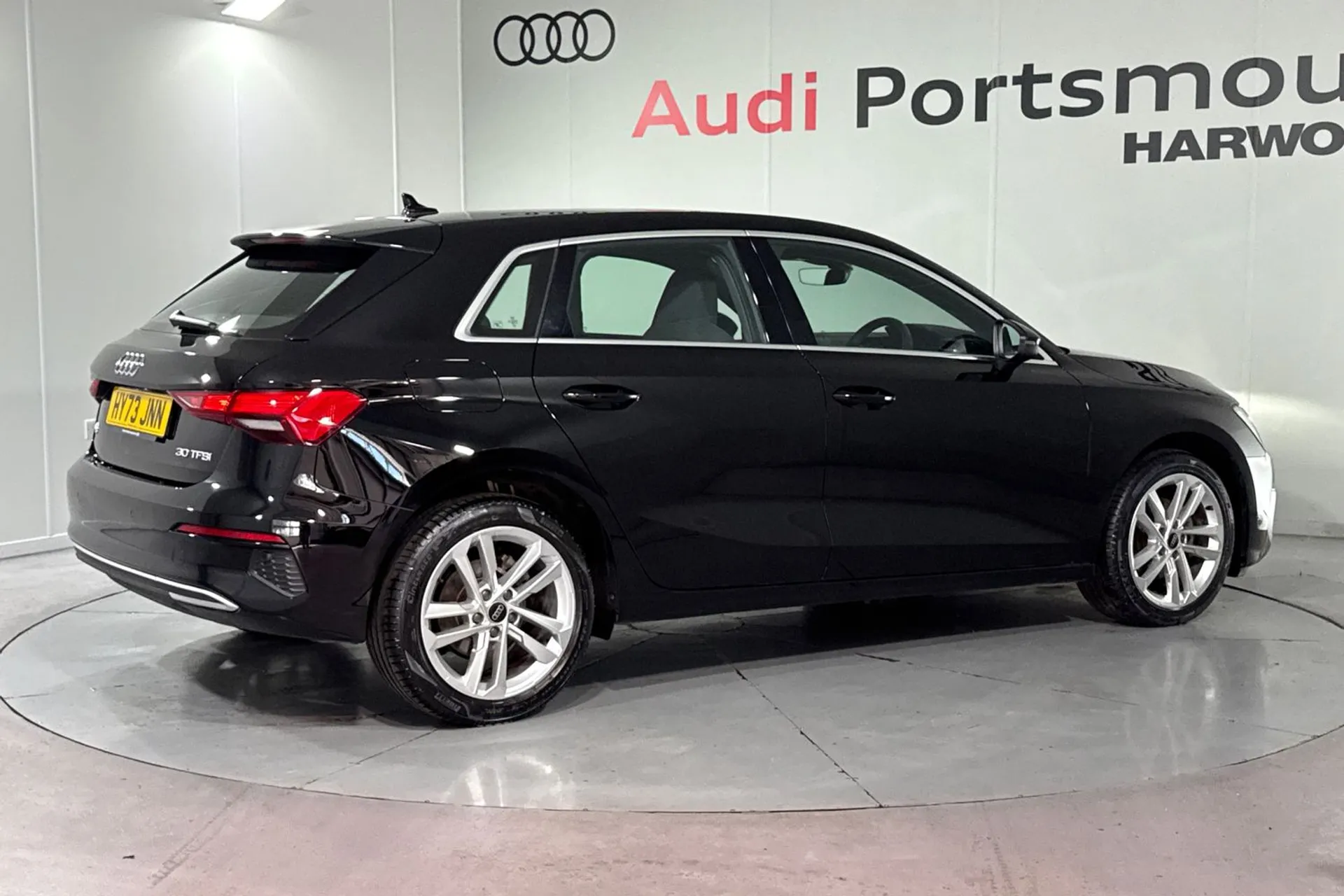 Audi A3 thumbnail image number 10