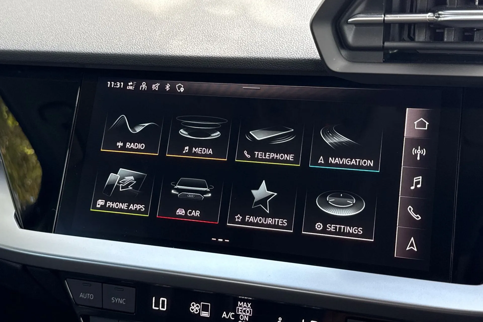 Audi A3 thumbnail image number 23