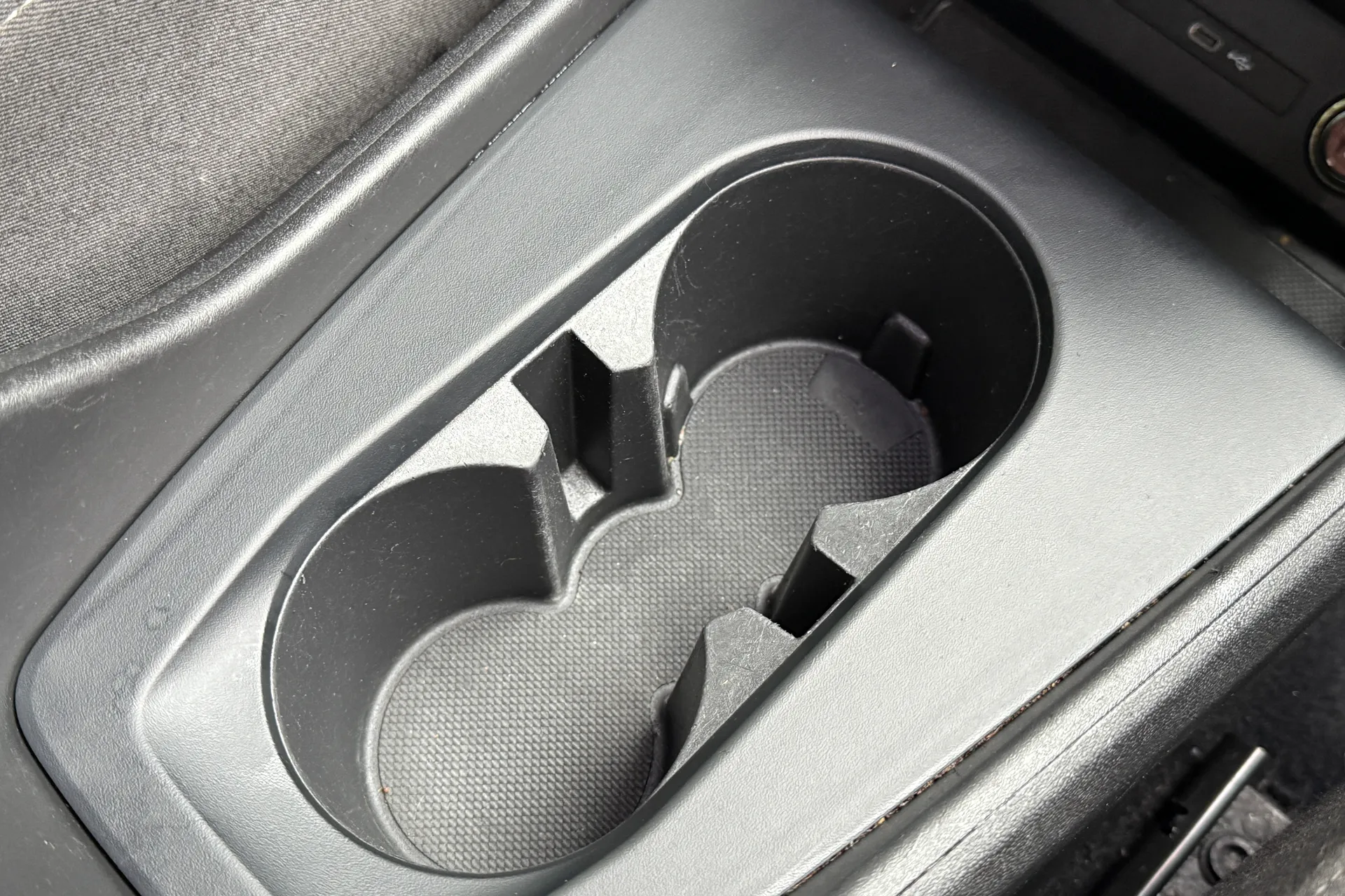 Audi Q4 thumbnail image number 29