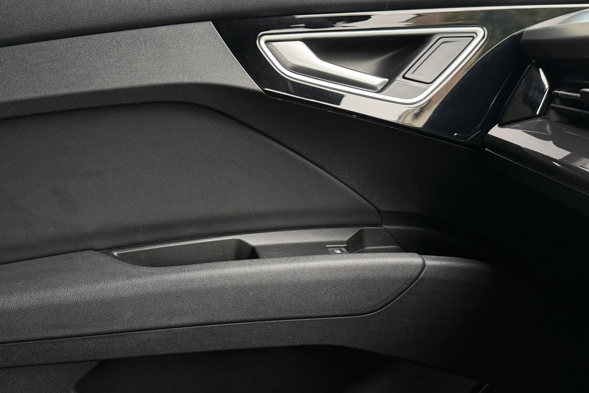 Audi Q4 thumbnail image number 44