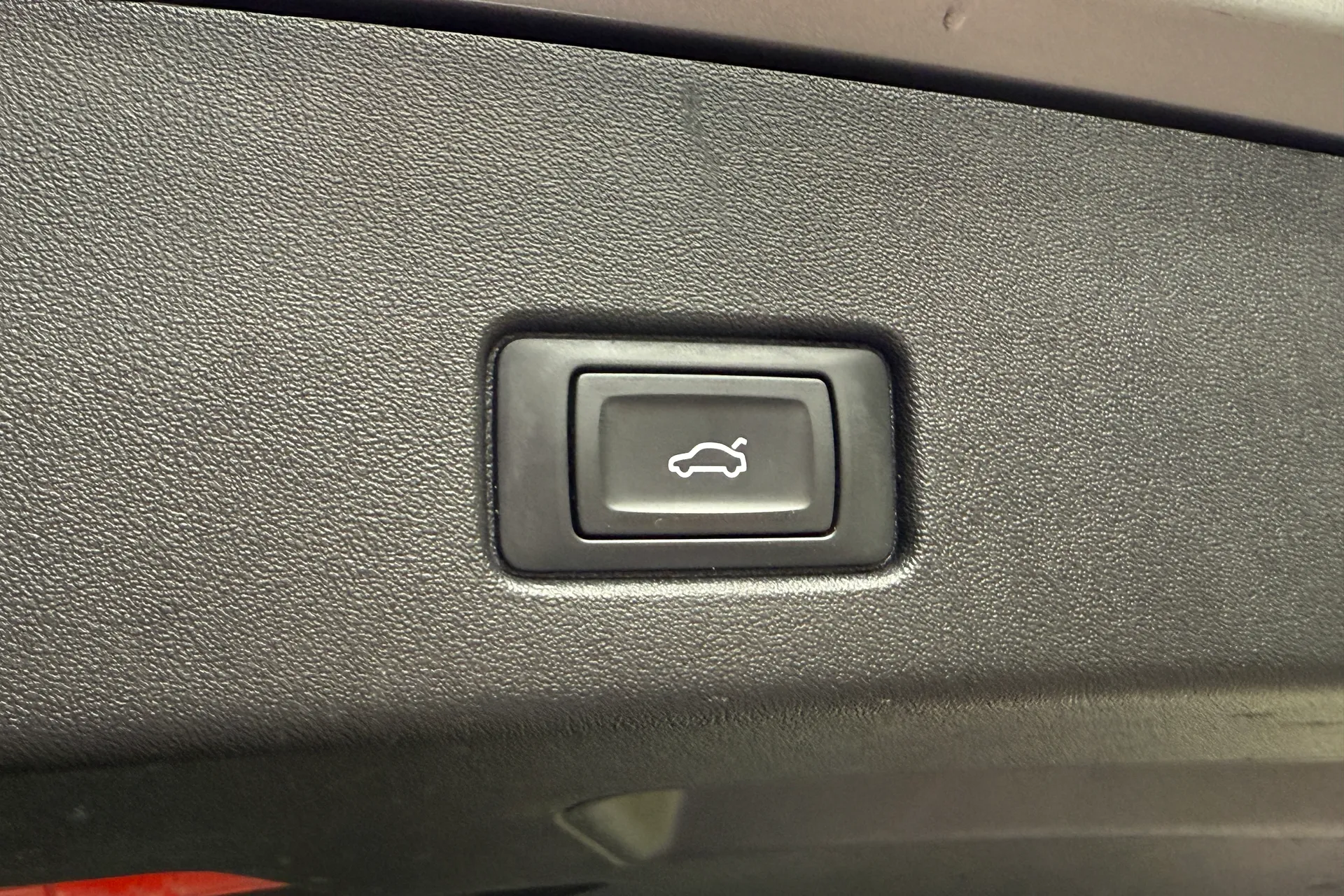 Audi Q4 thumbnail image number 25