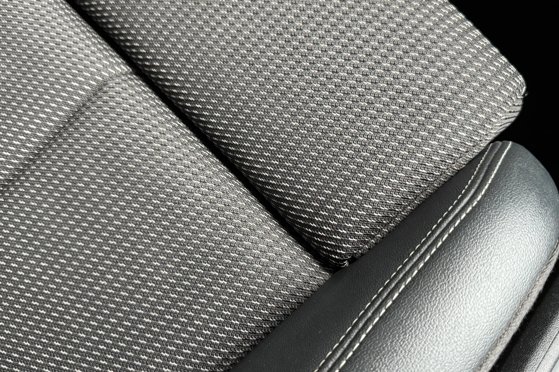 Audi Q4 thumbnail image number 42