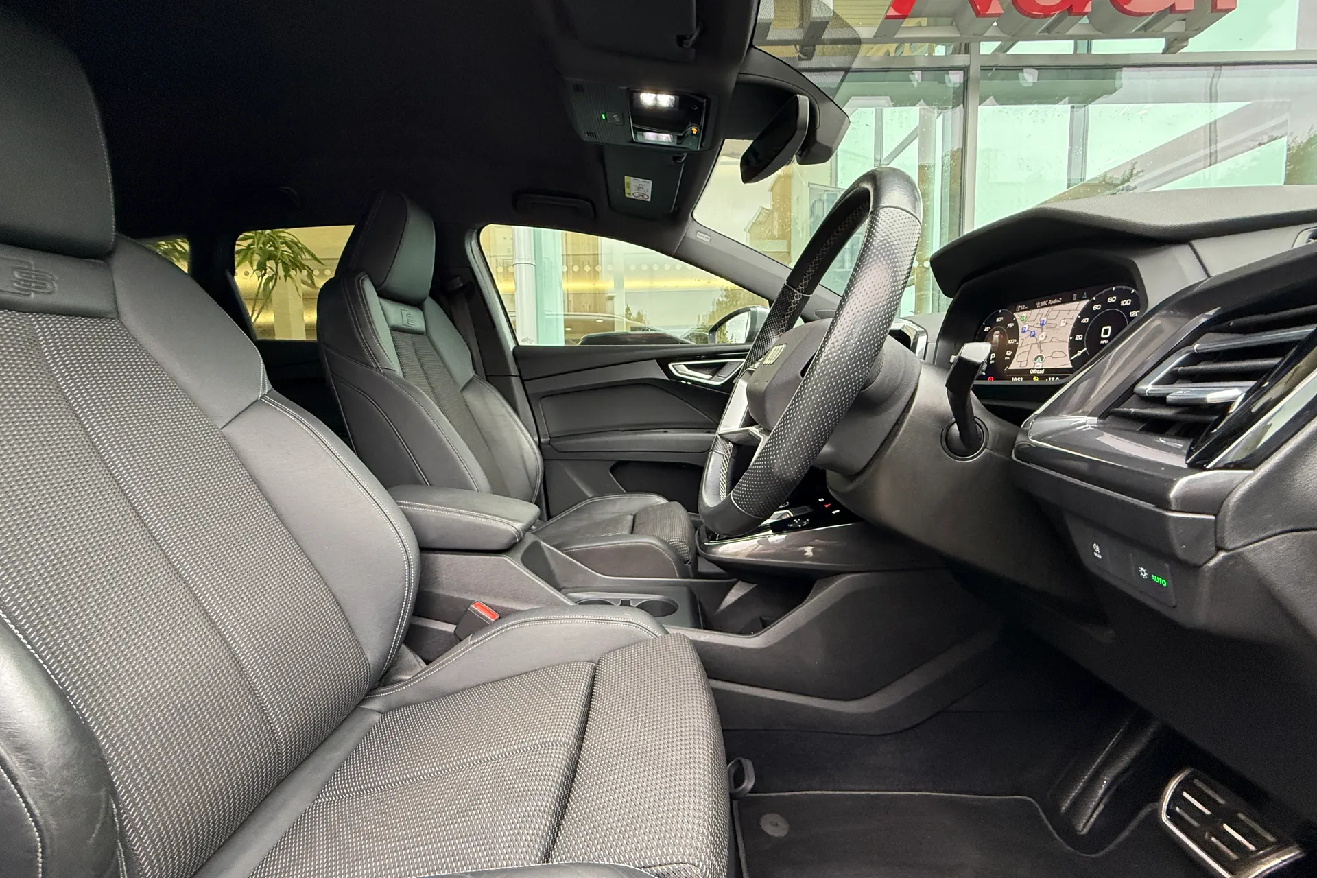 Audi Q4 thumbnail image number 46