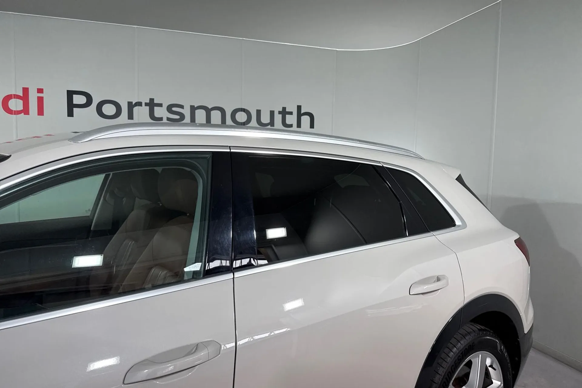 Audi E-Tron thumbnail image number 13