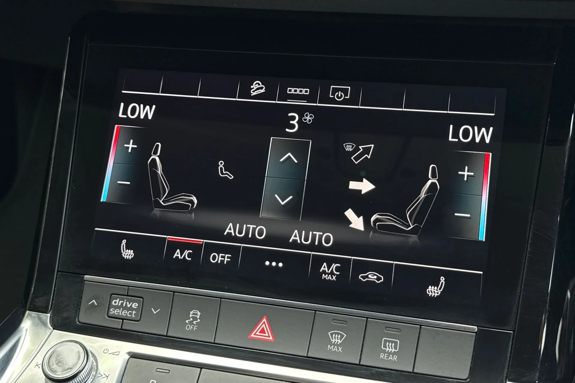 Audi E-Tron thumbnail image number 34