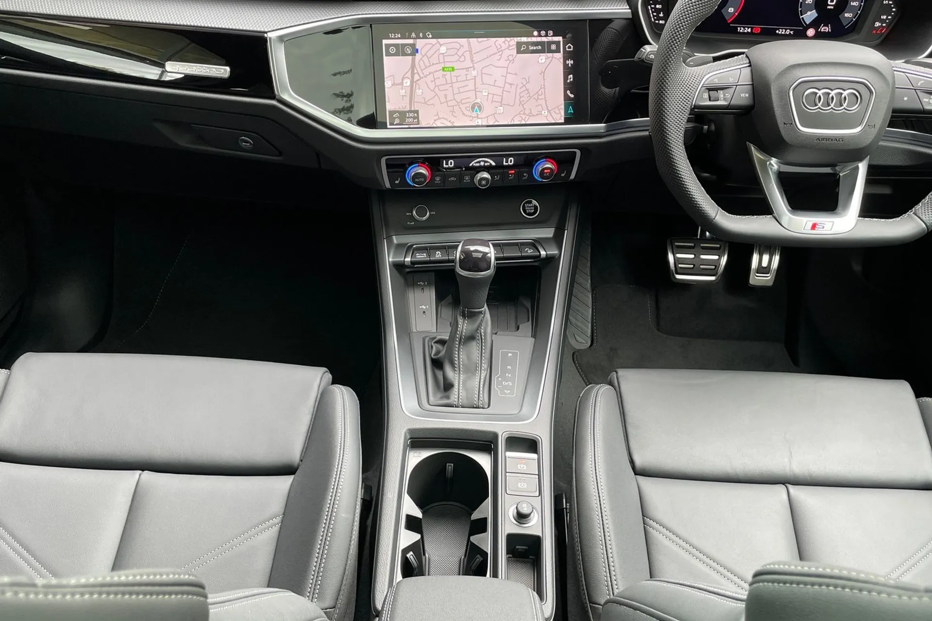 Audi Q3 thumbnail image number 34