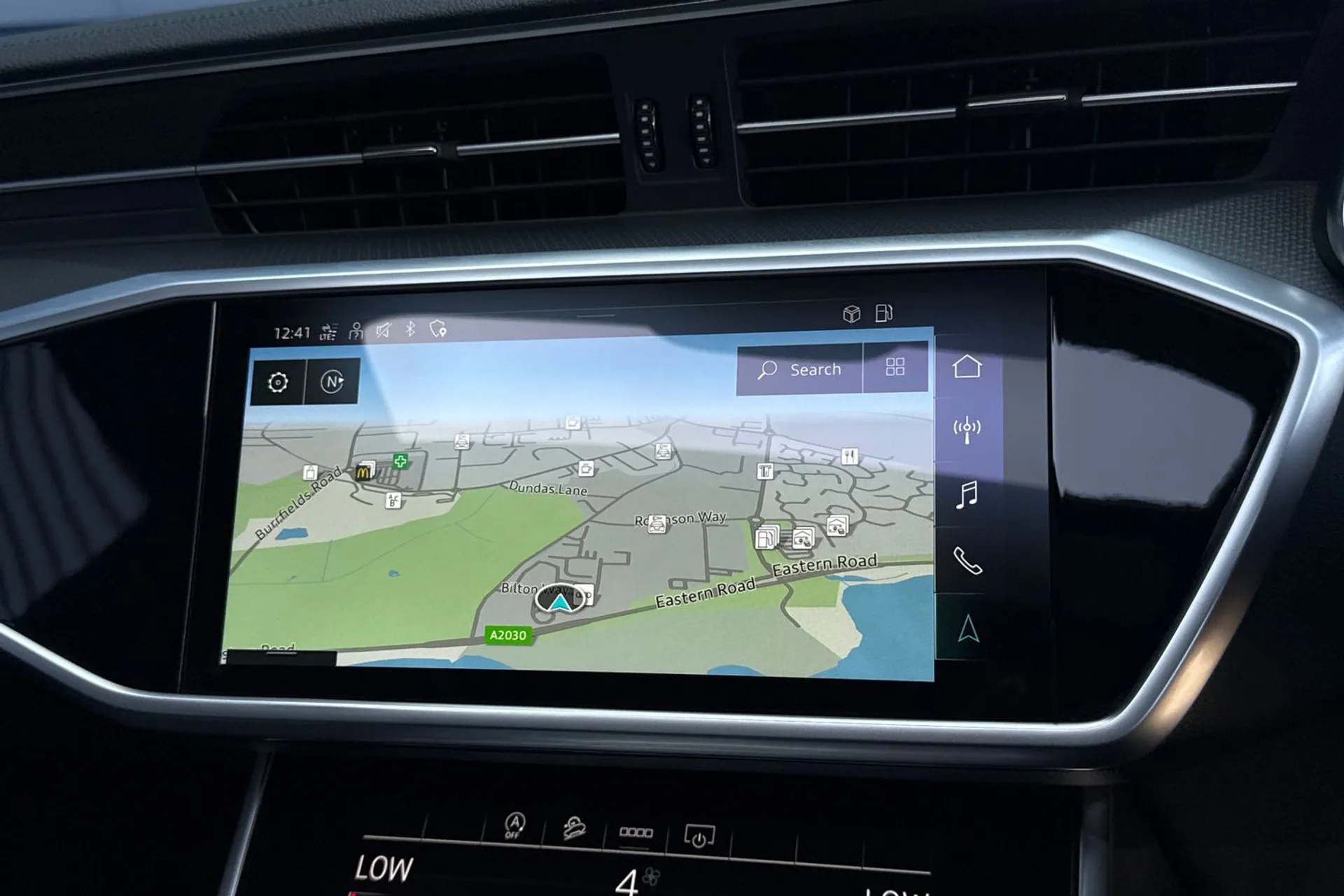 Audi A6 allroad thumbnail image number 4