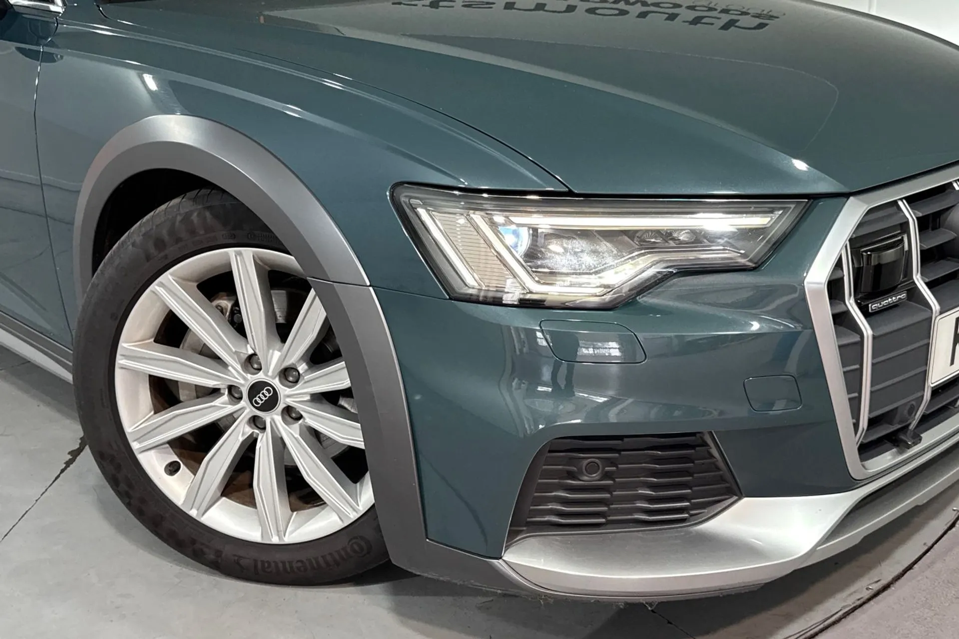 Audi A6 allroad thumbnail image number 6