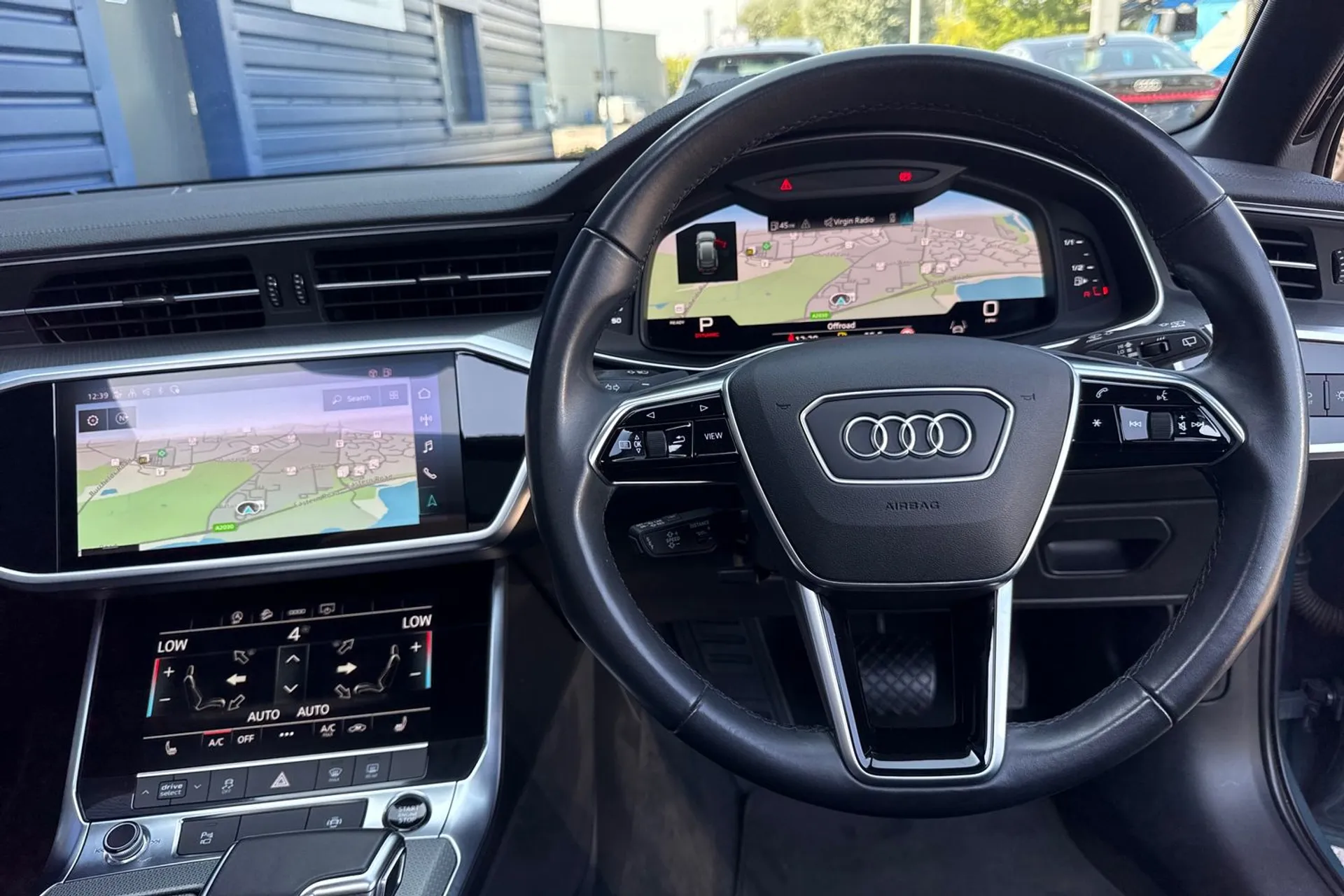 Audi A6 allroad thumbnail image number 36