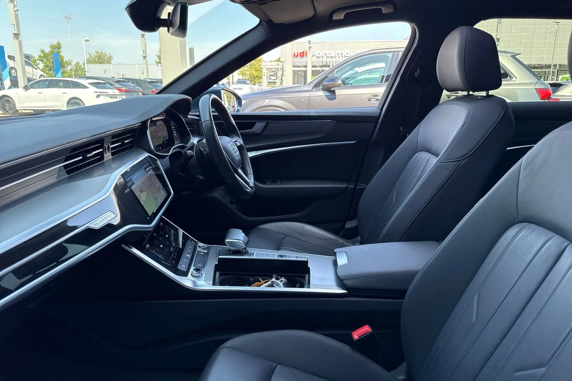 Audi A6 allroad thumbnail image number 28