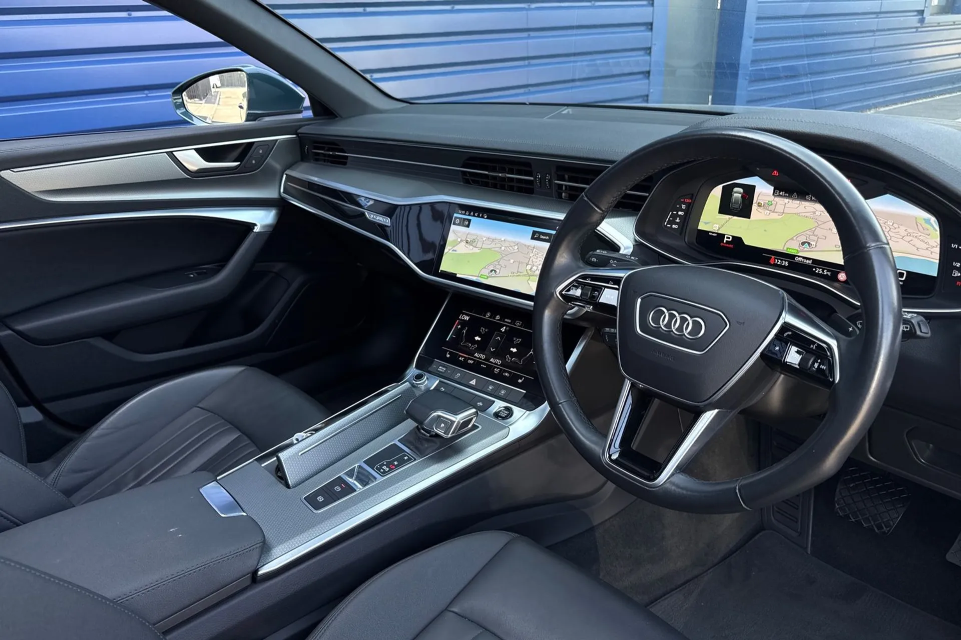 Audi A6 allroad thumbnail image number 26