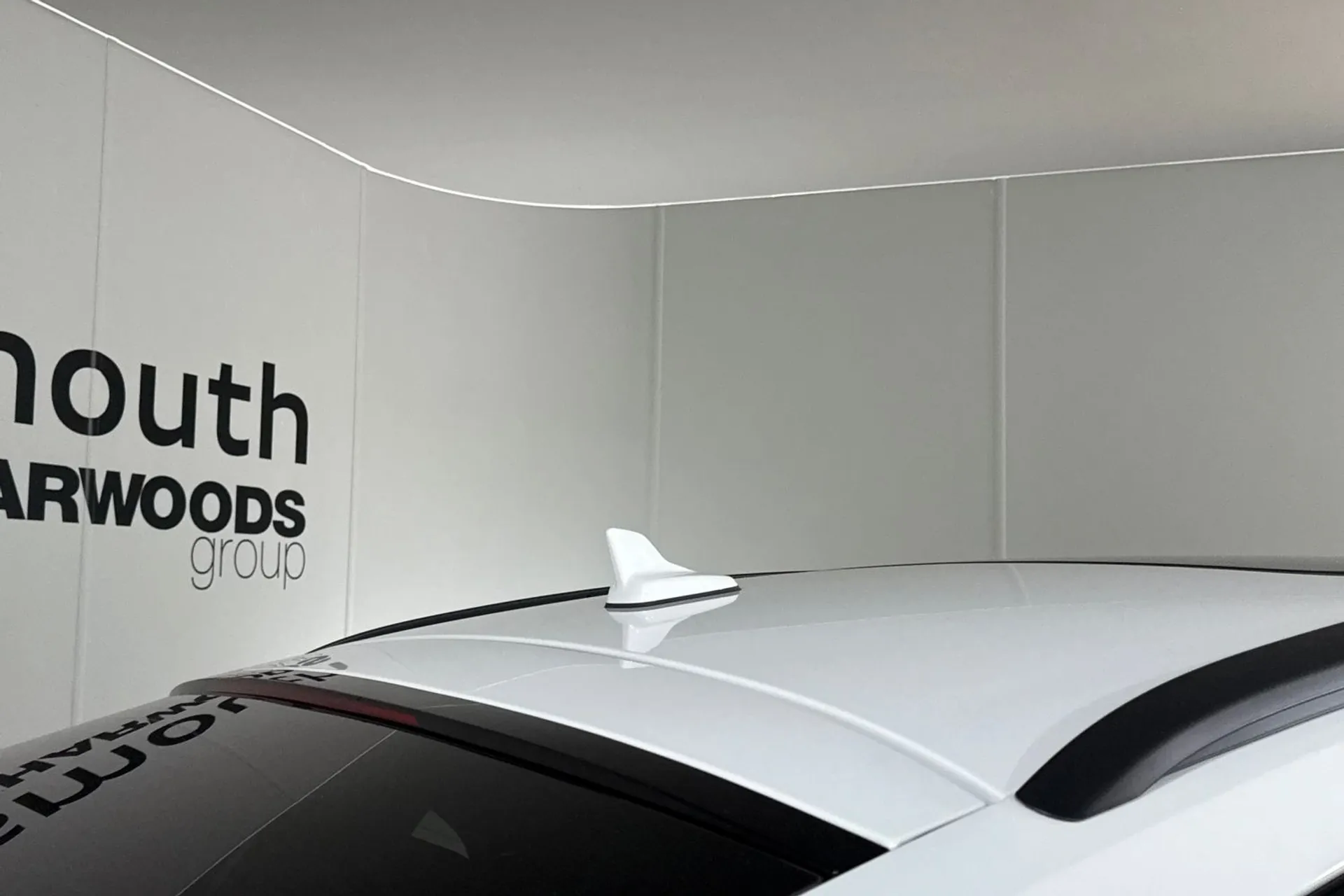 Audi e-tron thumbnail image number 15