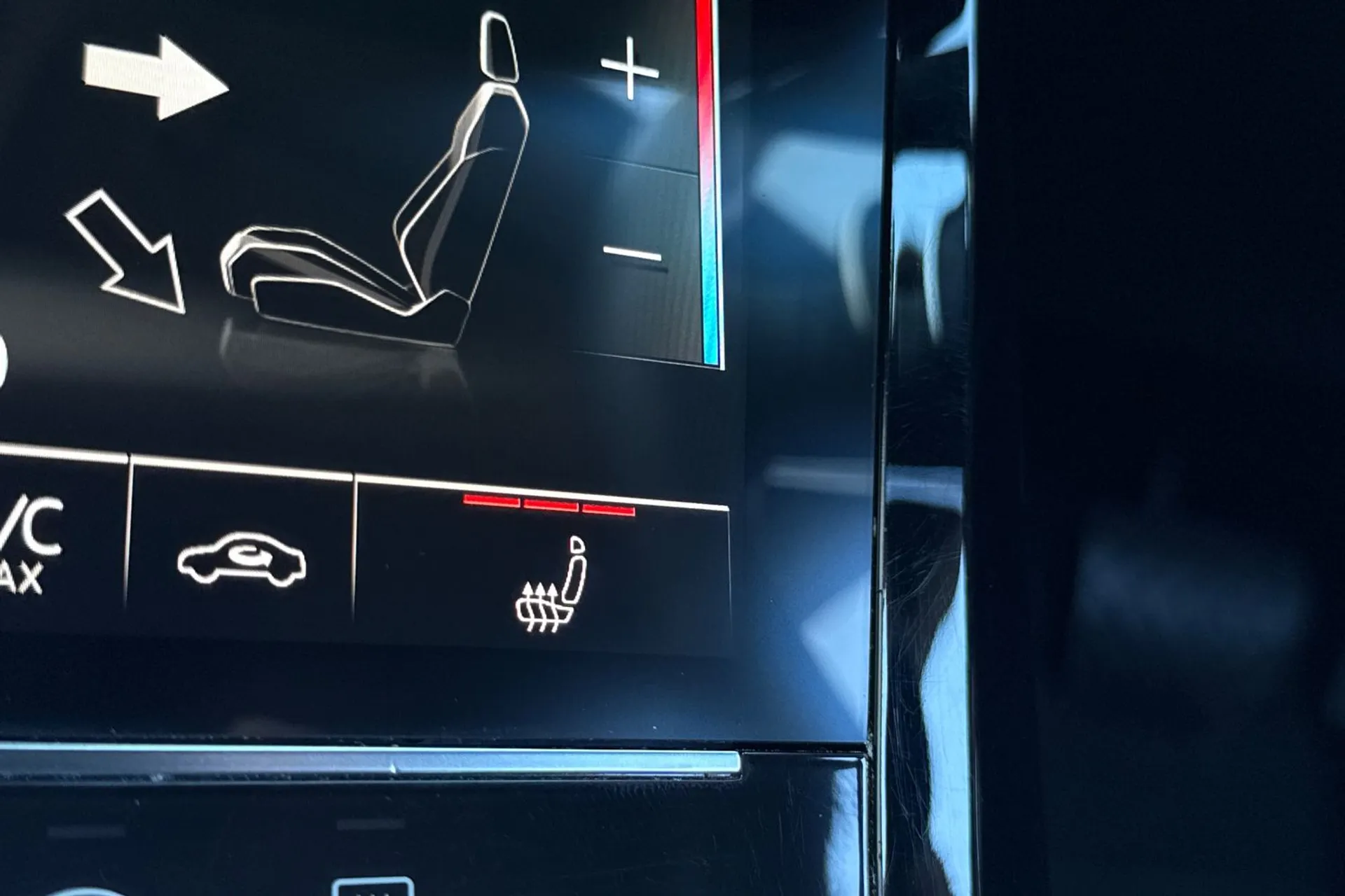 Audi e-tron thumbnail image number 27